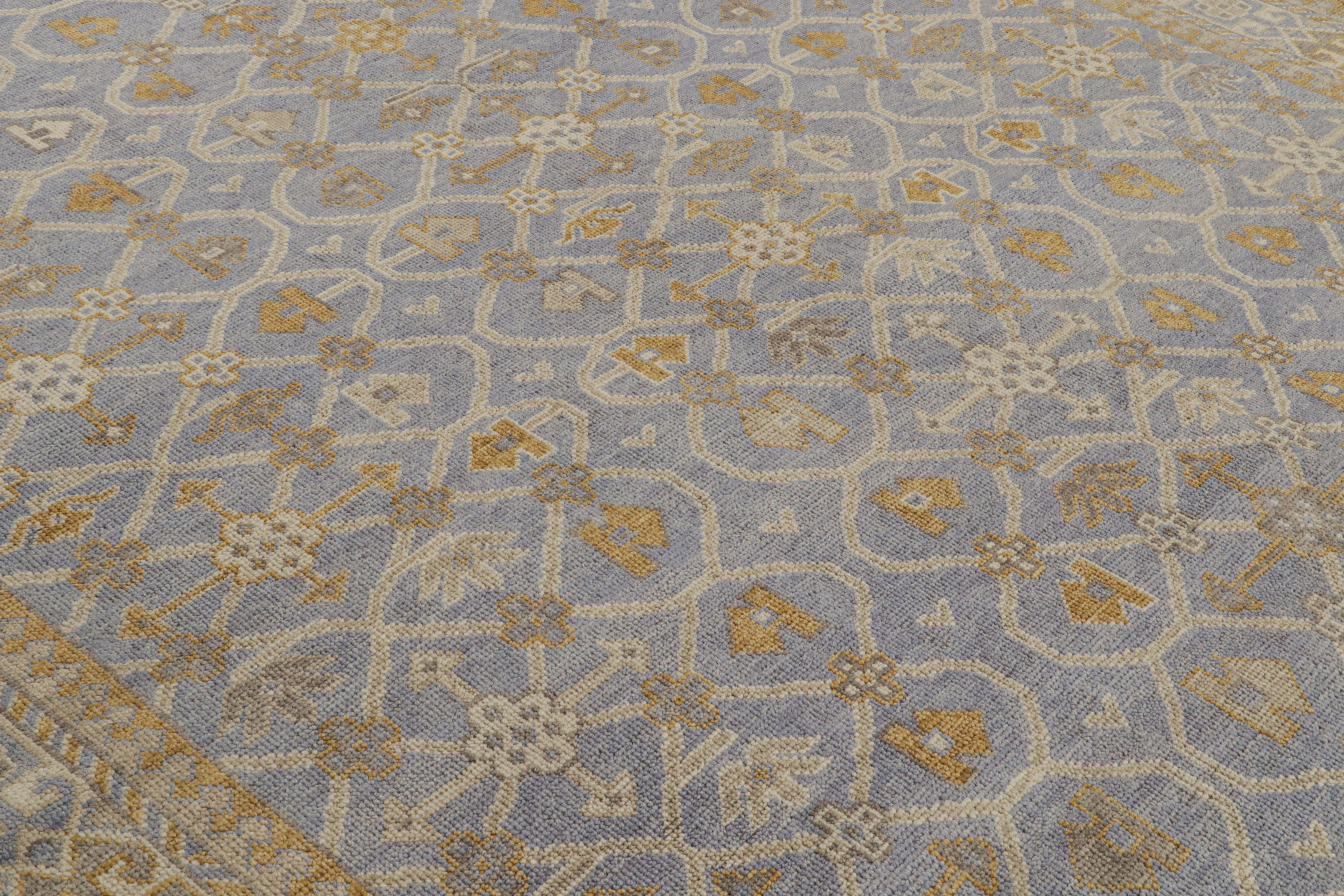 Rug & Kilim's Samarkand Style Teppich in Blau mit geometrischen Mustern im Zustand „Neu“ im Angebot in Long Island City, NY