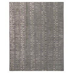 Tappeto scandinavo personalizzato Rug & Kilim in grigio-argento e strisce floreali bianche