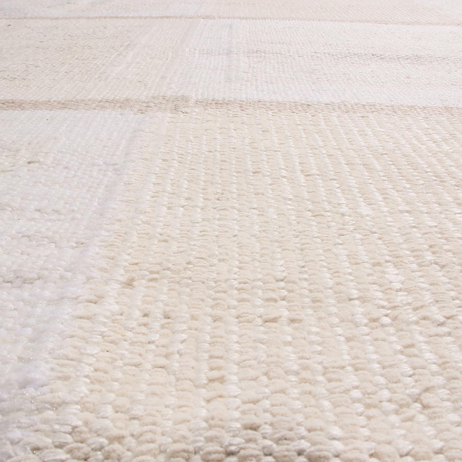 Indien Tapis & Kilims en laine naturelle d'inspiration scandinave gris crème et bleu clair en vente