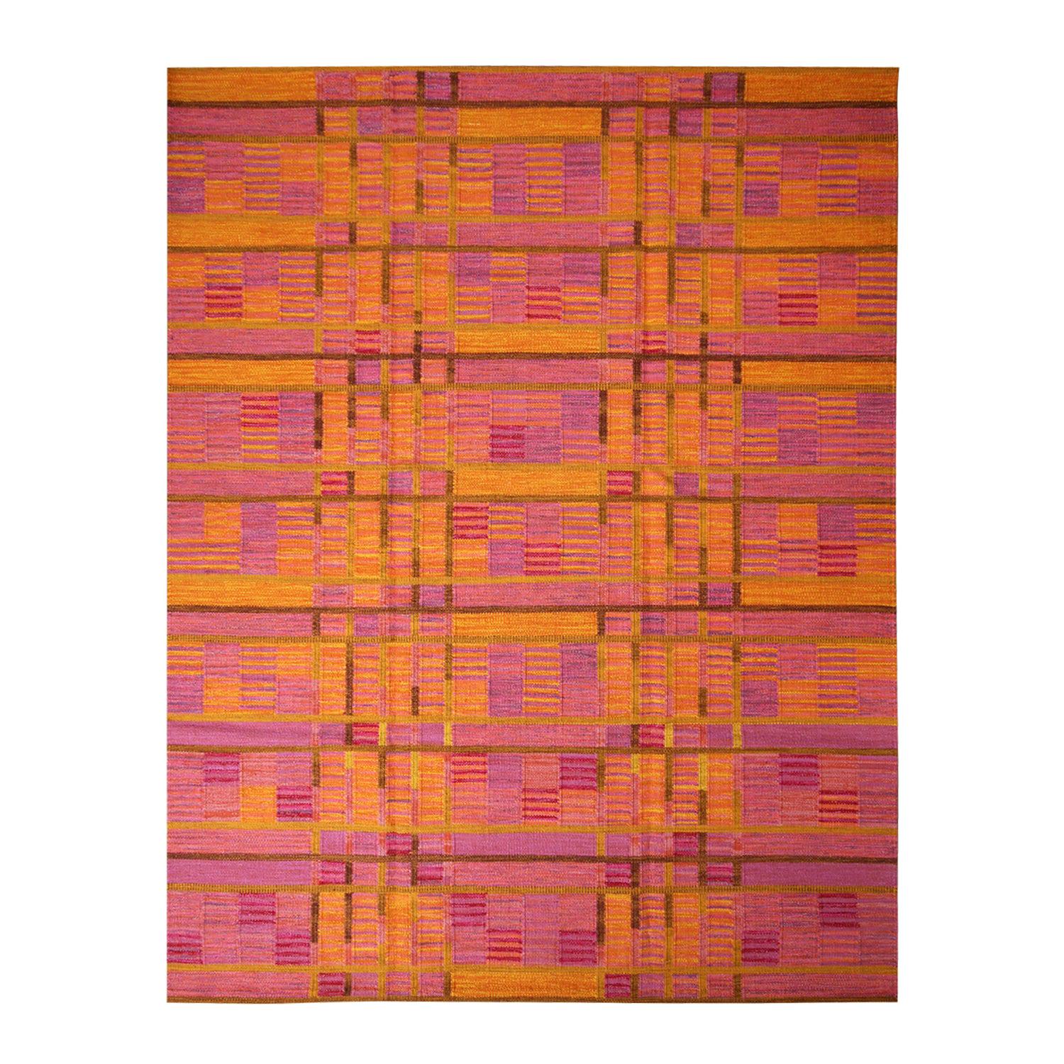 Teppich & Kilims skandinavisch inspirierter goldfarbener und rosa Chenille-Kelim-Teppich aus Wolle im Angebot