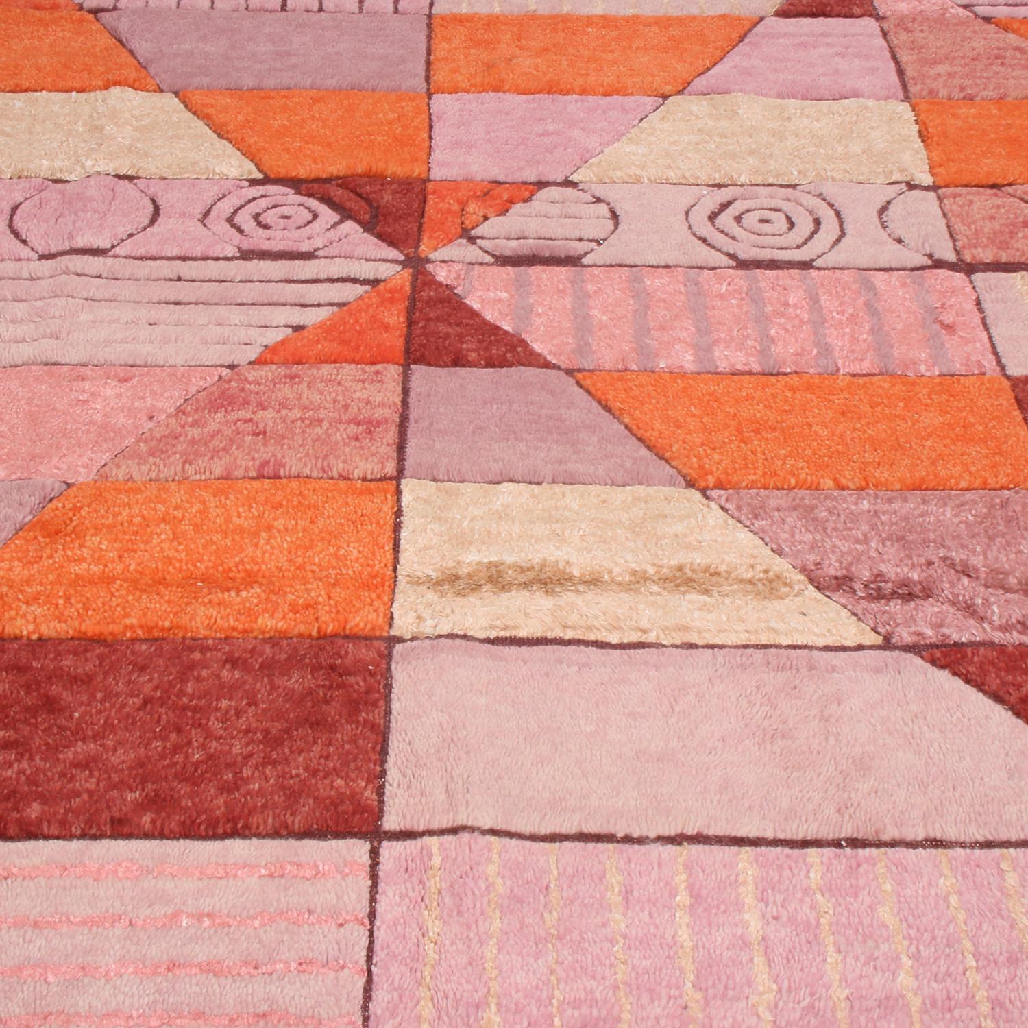 Indien Tapis à poils de laine orange et violet d'inspiration scandinave de Rug & Kilim en vente