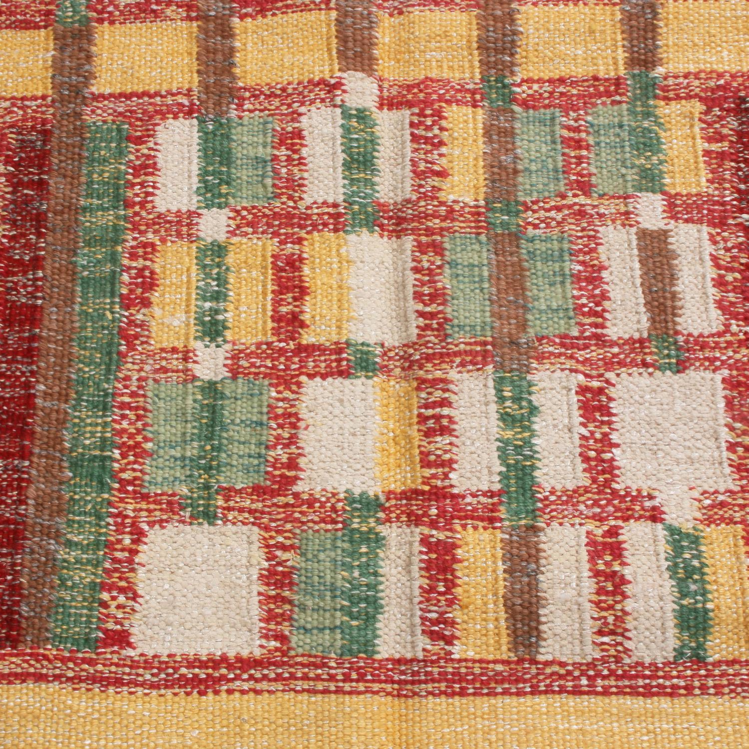 Scandinavian Modern Rug & Kilim's Scandinavian Inspired Red and Green Wool Rug with Natural Yarn For Sale