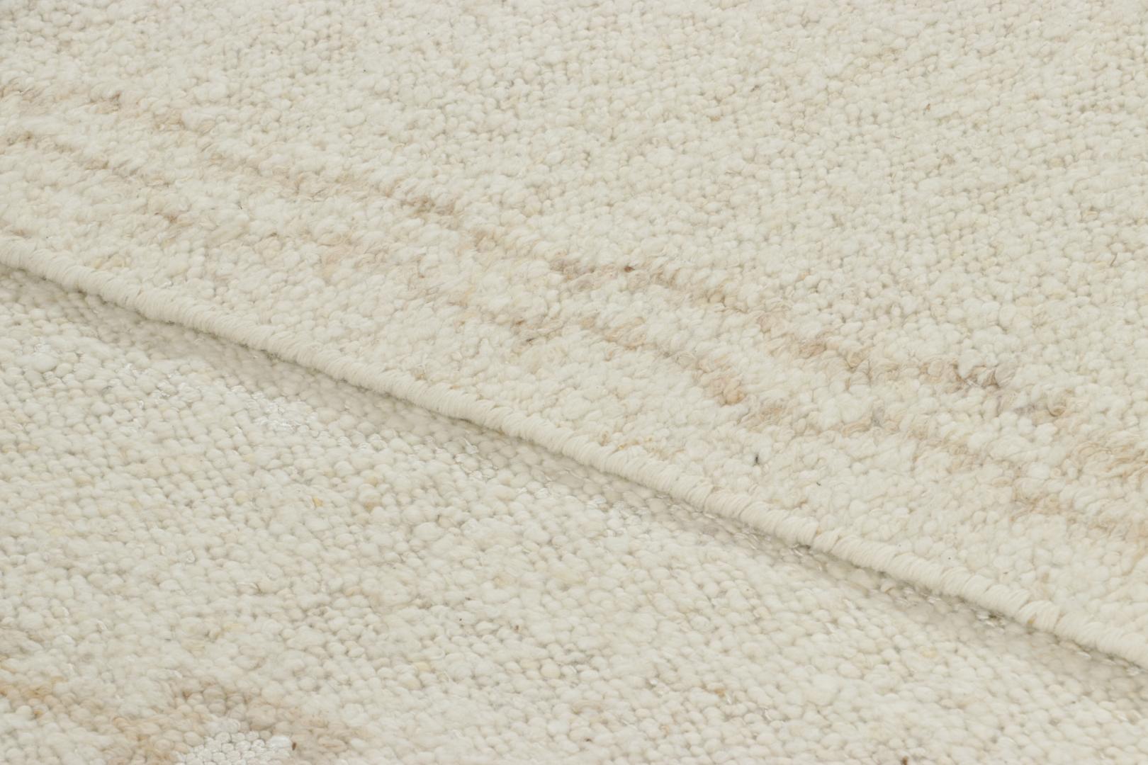 Scandinavian Modern Rug & Kilim’s Scandinavian-Inspired Rug, Subtle Geometric Stripes in Cream Whit For Sale