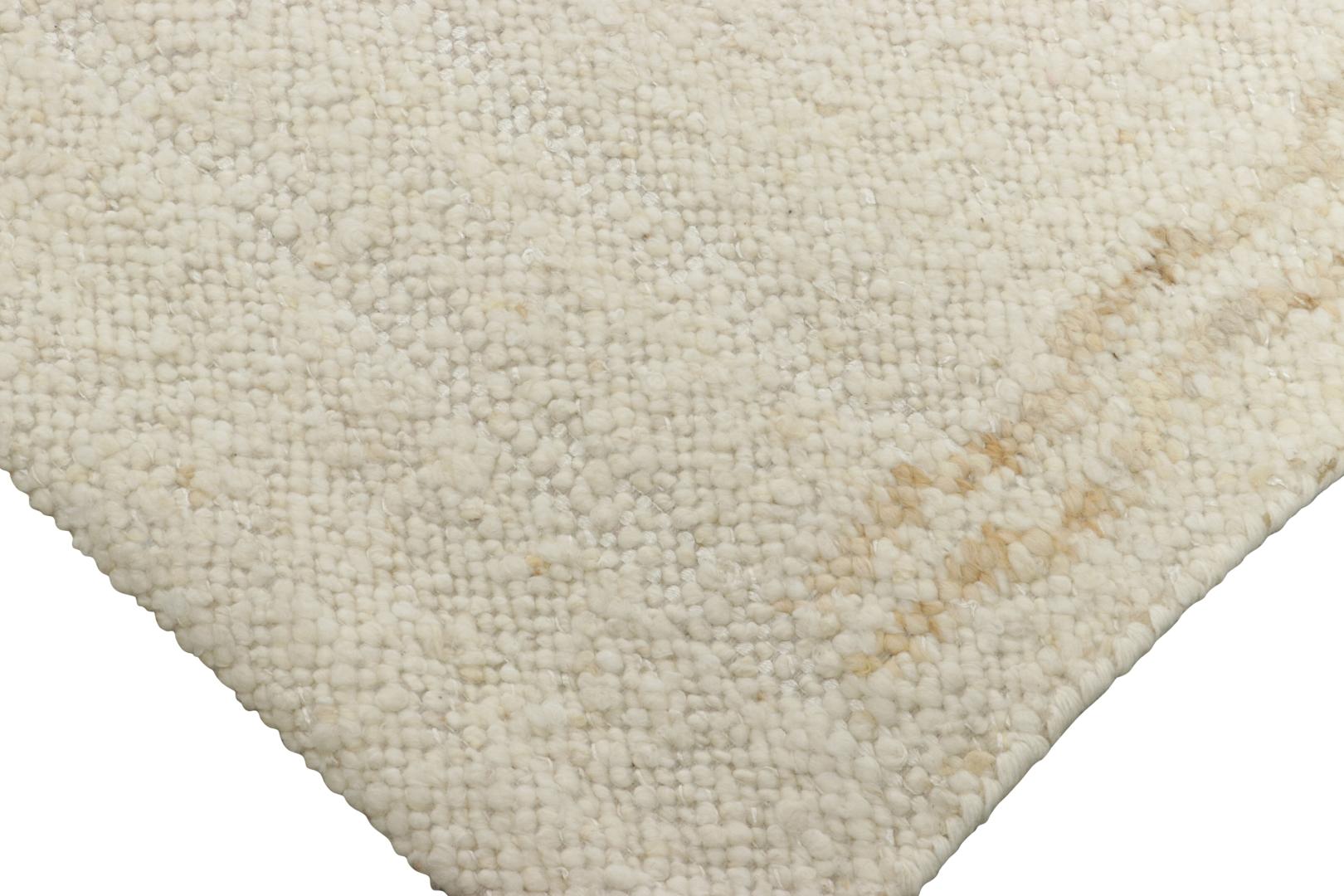 Rug & Kilim’s Scandinavian-Inspired Rug, Subtle Geometric Stripes in Cream Whit In New Condition For Sale In Long Island City, NY