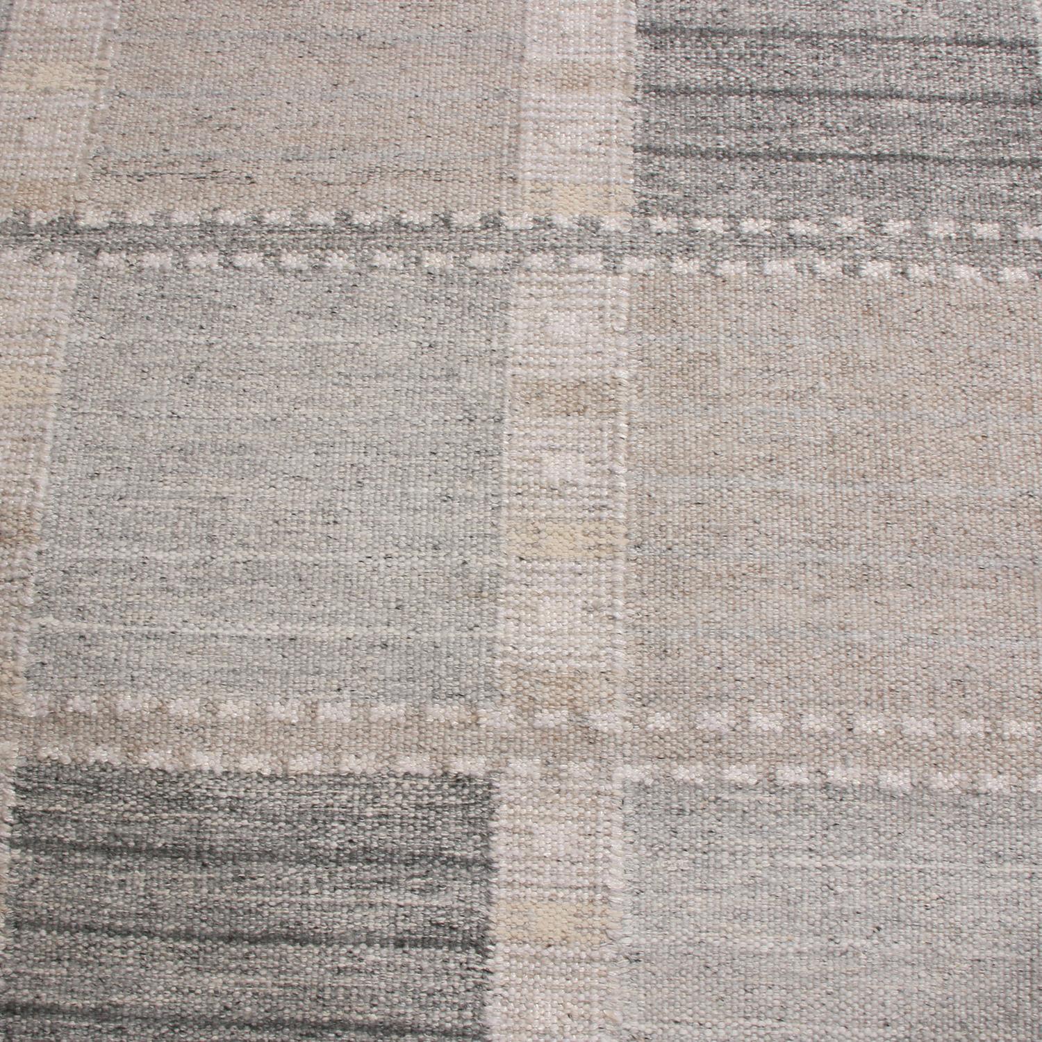 Scandinavian Modern Rug & Kilim’s Scandinavian-Inspired Silver-Gray and Cream White Natural Wool Rug
