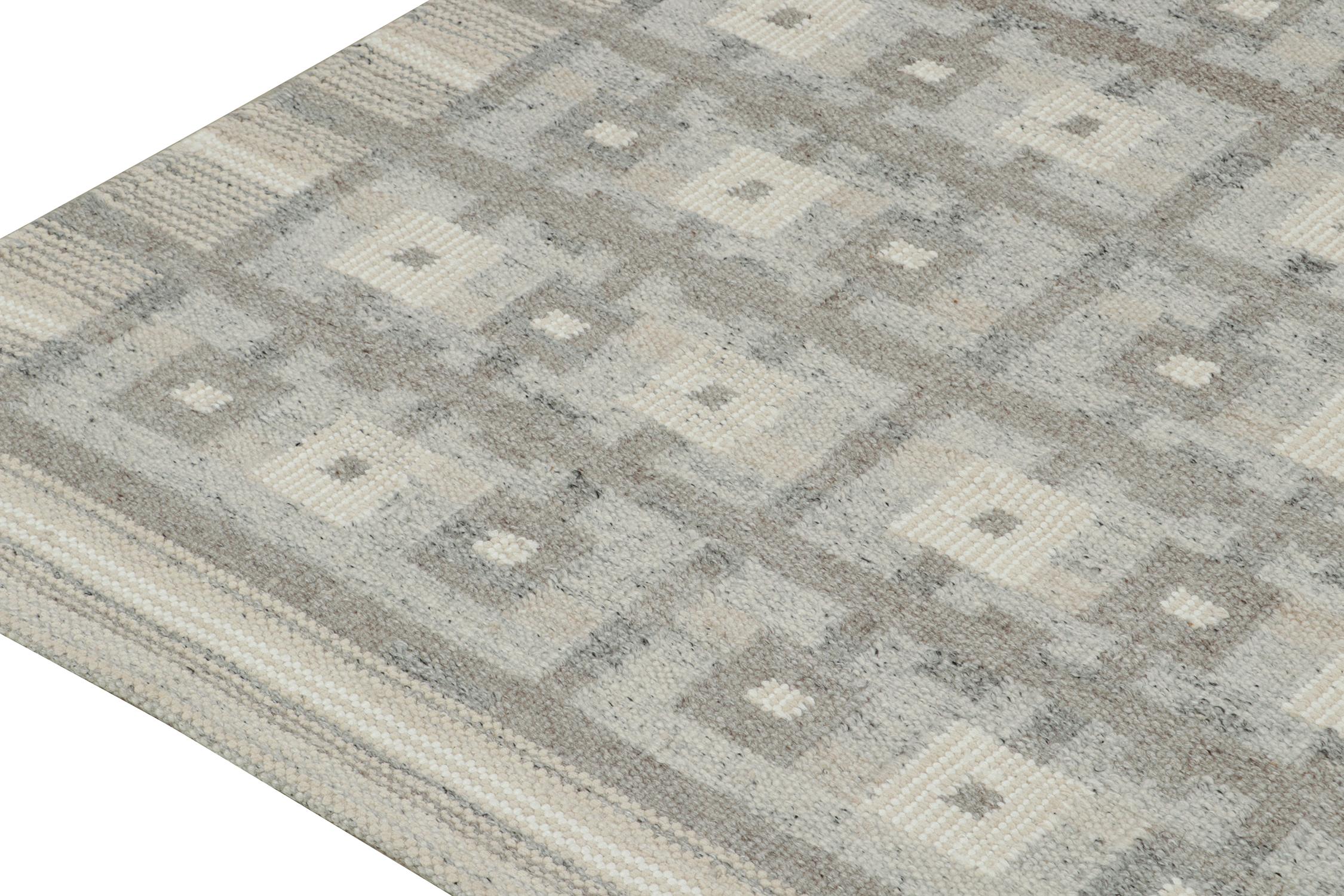 Skandinavischer Kilim-Teppich von Rug & Kilim in Beige-Grau und Weiß mit geometrischem Muster (Handgeknüpft) im Angebot
