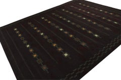 Skandinavischer Kilim-Teppich von Rug & Kilim in sattem Aubergine mit geometrischen Mustern