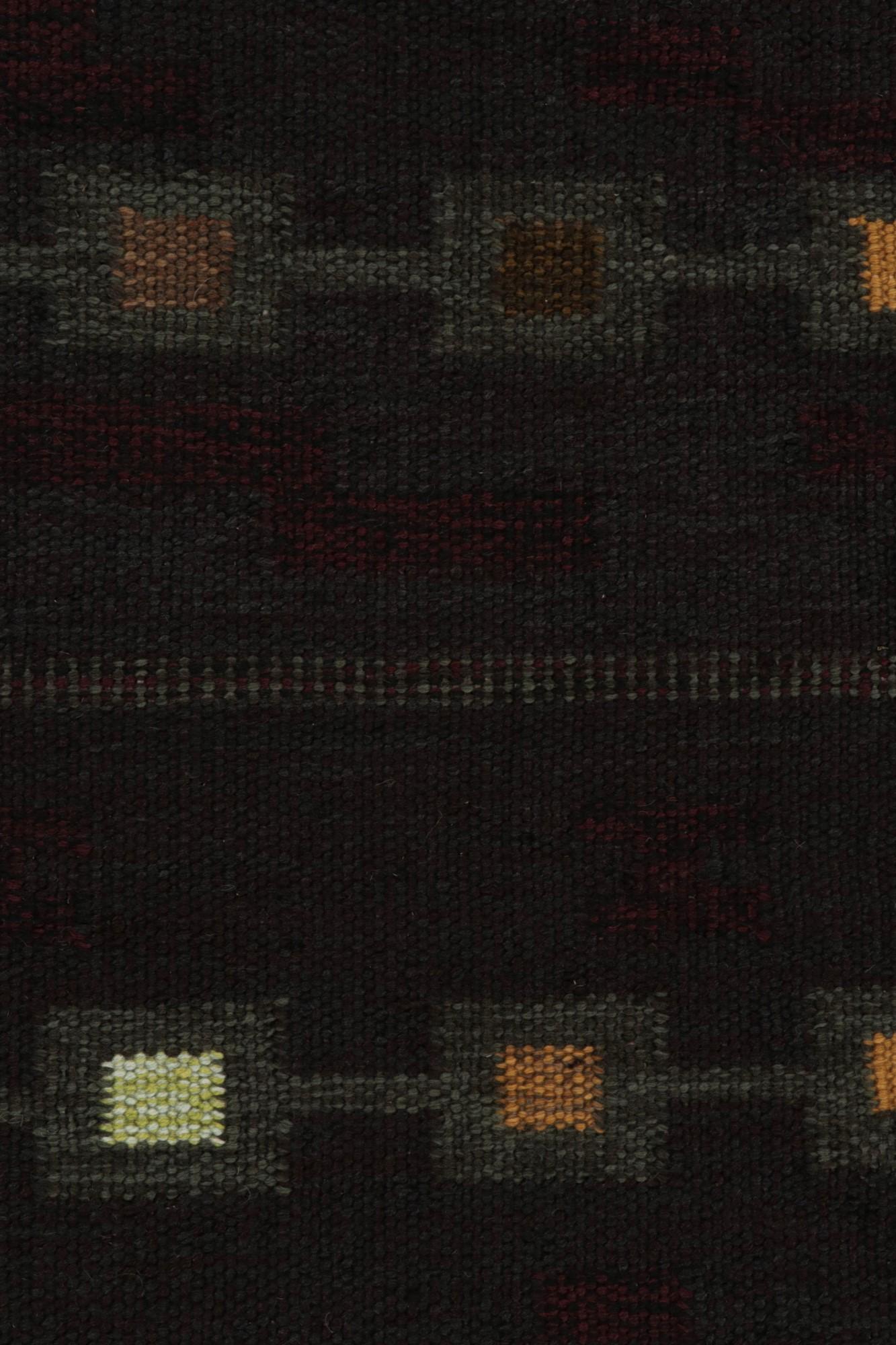 Rug & Kilim’s Scandinavian Kilim Rug in Rich Aubergine, with Geometric Patterns In New Condition For Sale In Long Island City, NY