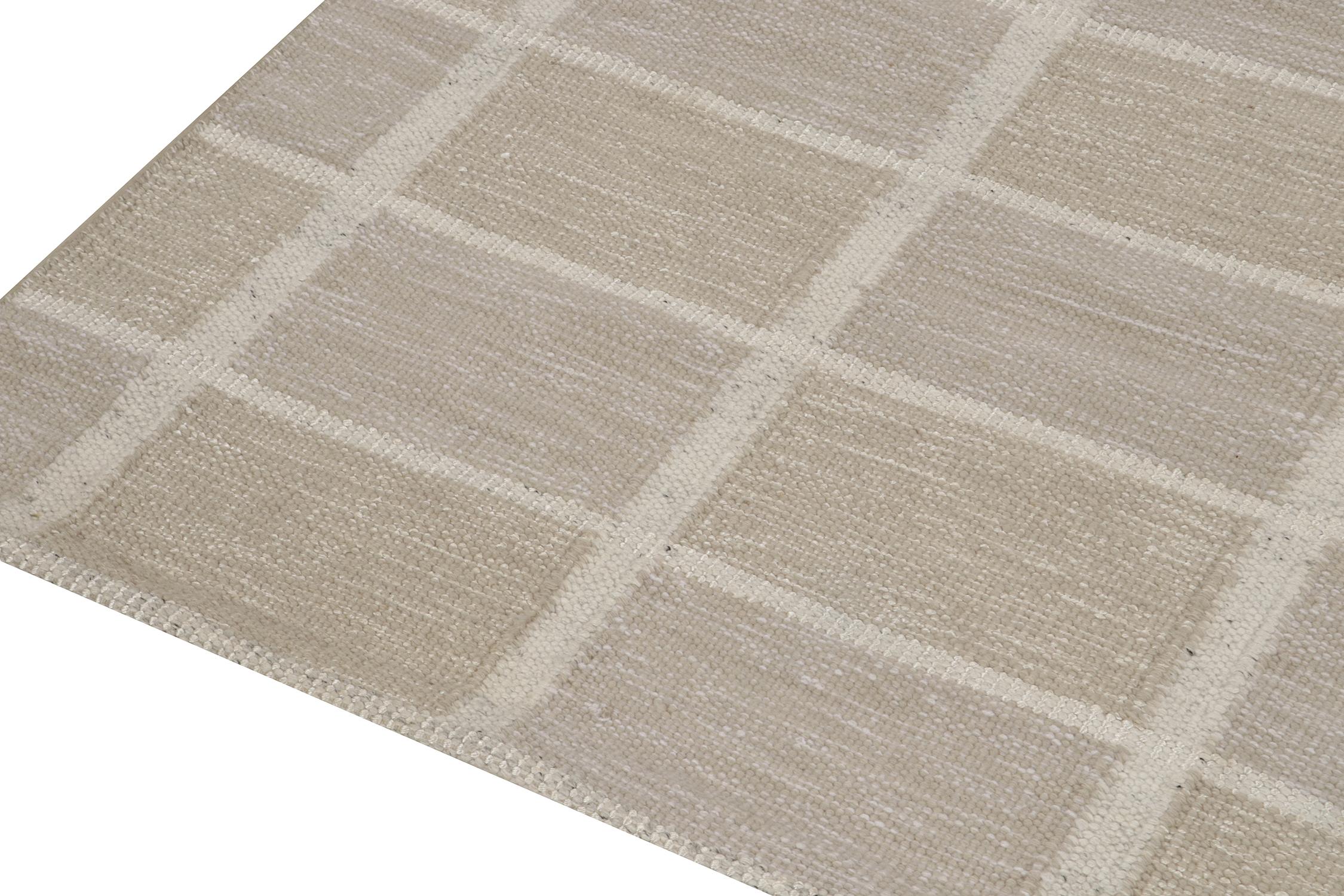 Hand-Knotted Rug & Kilim’s Scandinavian Kilim Rug in Taupe and White Geometric Pattern For Sale
