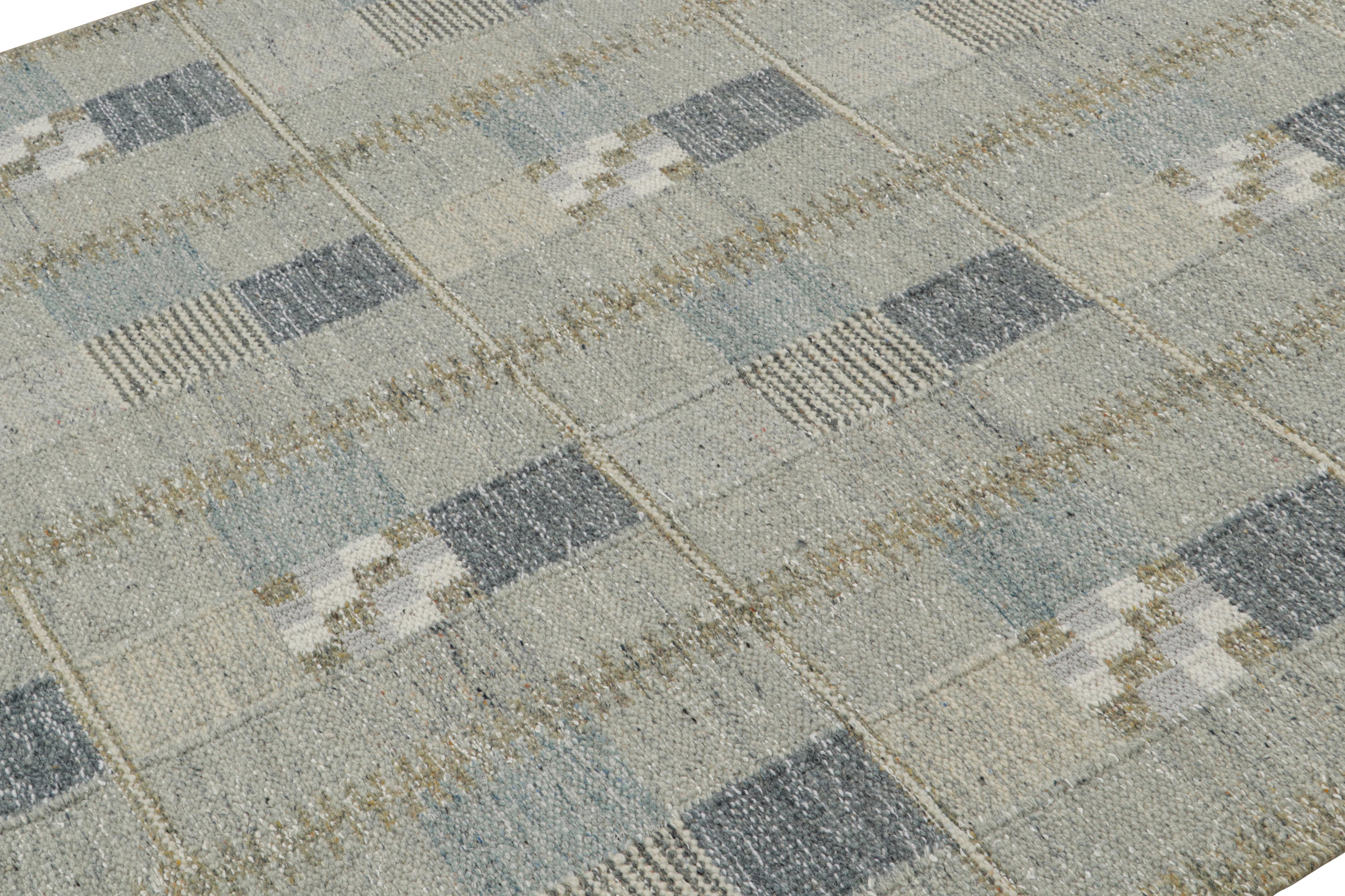 Indiano Tappeto Scandinavo Rug & Kilim con motivi geometrici grigi e blu in vendita