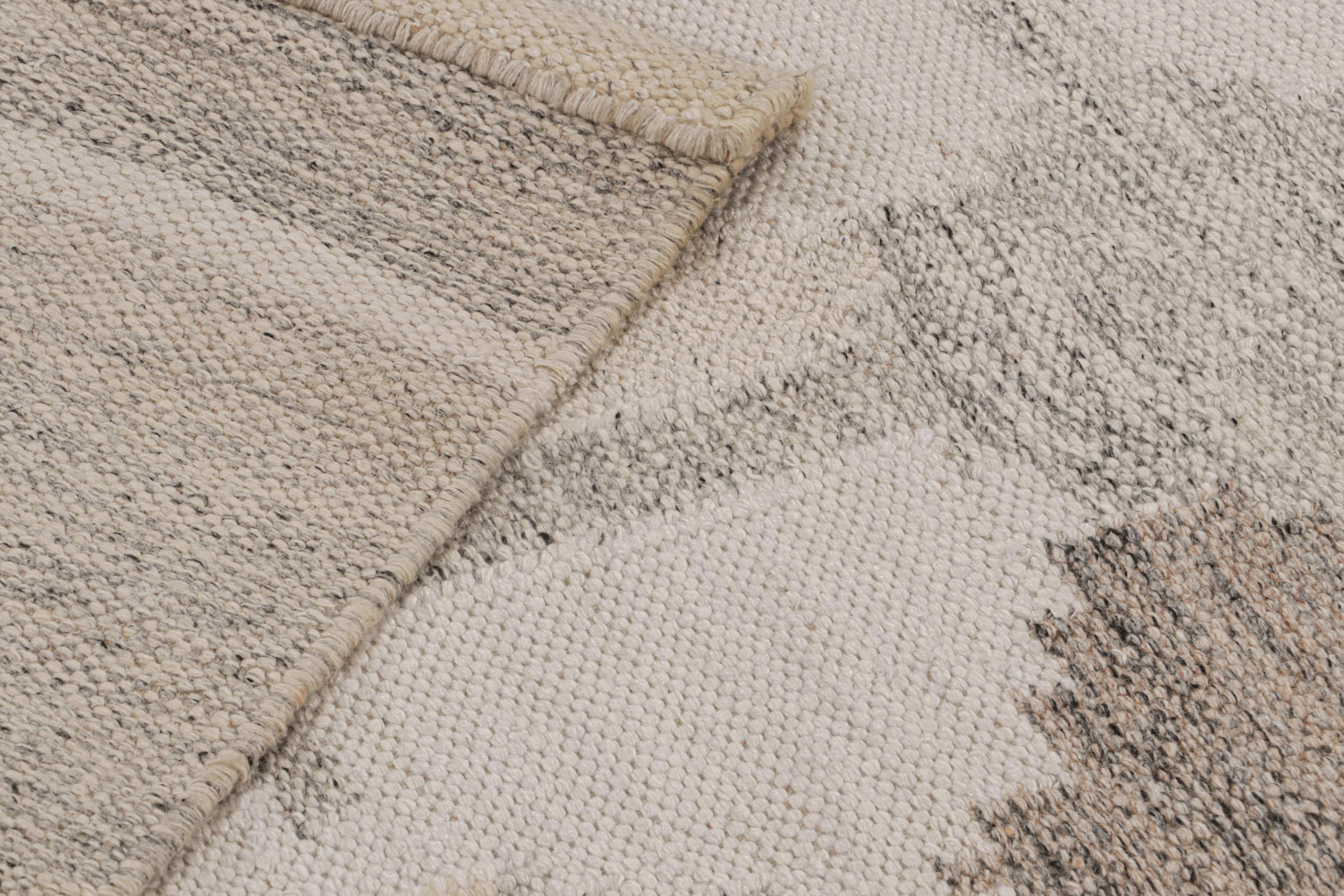 Rug & Kilim's Teppich im skandinavischen Stil mit geometrischen Mustern in Grau (21. Jahrhundert und zeitgenössisch) im Angebot