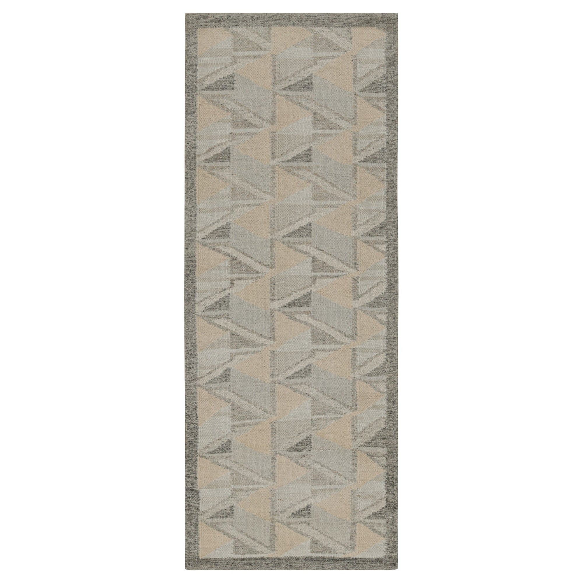 Rug & Kilim - Tappeto da corsa in stile Kilim scandinavo con motivi grigi e beige