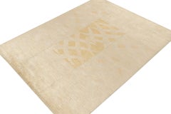 Rug & Kilim's Scandinavian Pile Rug in Gold & Ivory Geometric Pattern