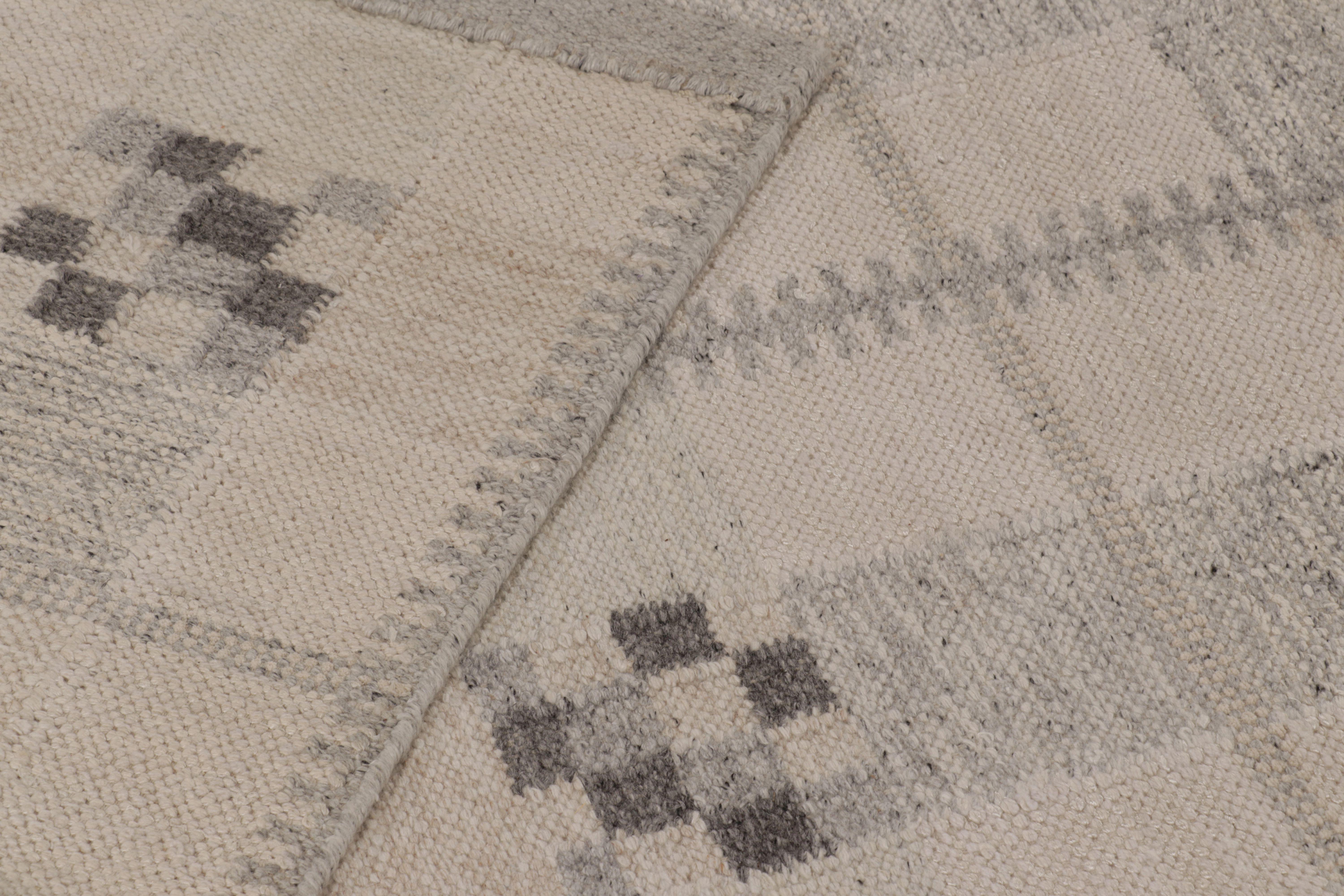 Wool Rug & Kilim’s Scandinavian-Inspired Rug, Minimalist Geometric Patterns in Grays For Sale