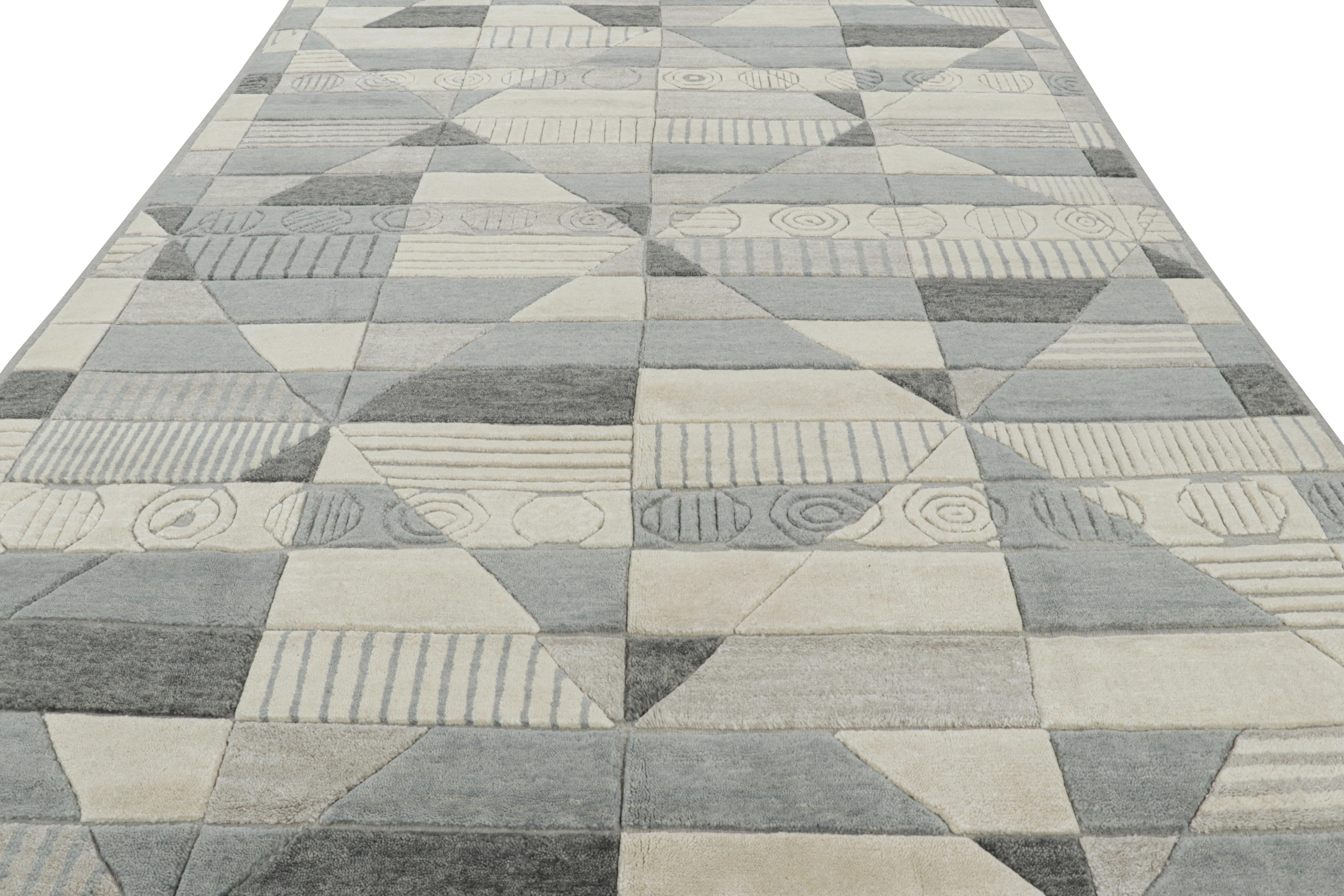 Indien Rug & Kilim's Scandinavian Rug in Gray with High-Low Geometric Patterns (tapis scandinave gris à motifs géométriques) en vente