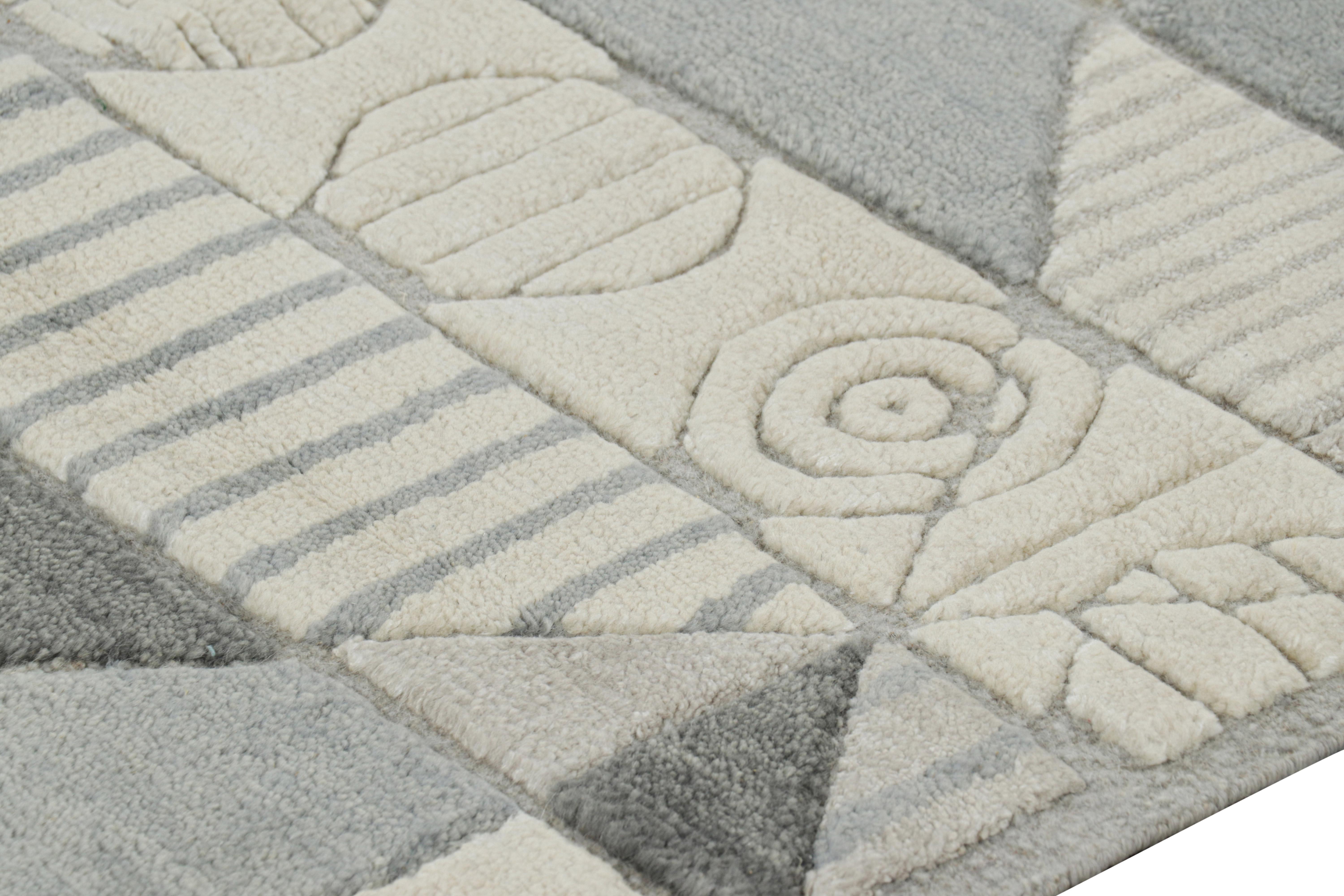 XXIe siècle et contemporain Rug & Kilim's Scandinavian Rug in Gray with High-Low Geometric Patterns (tapis scandinave gris à motifs géométriques) en vente