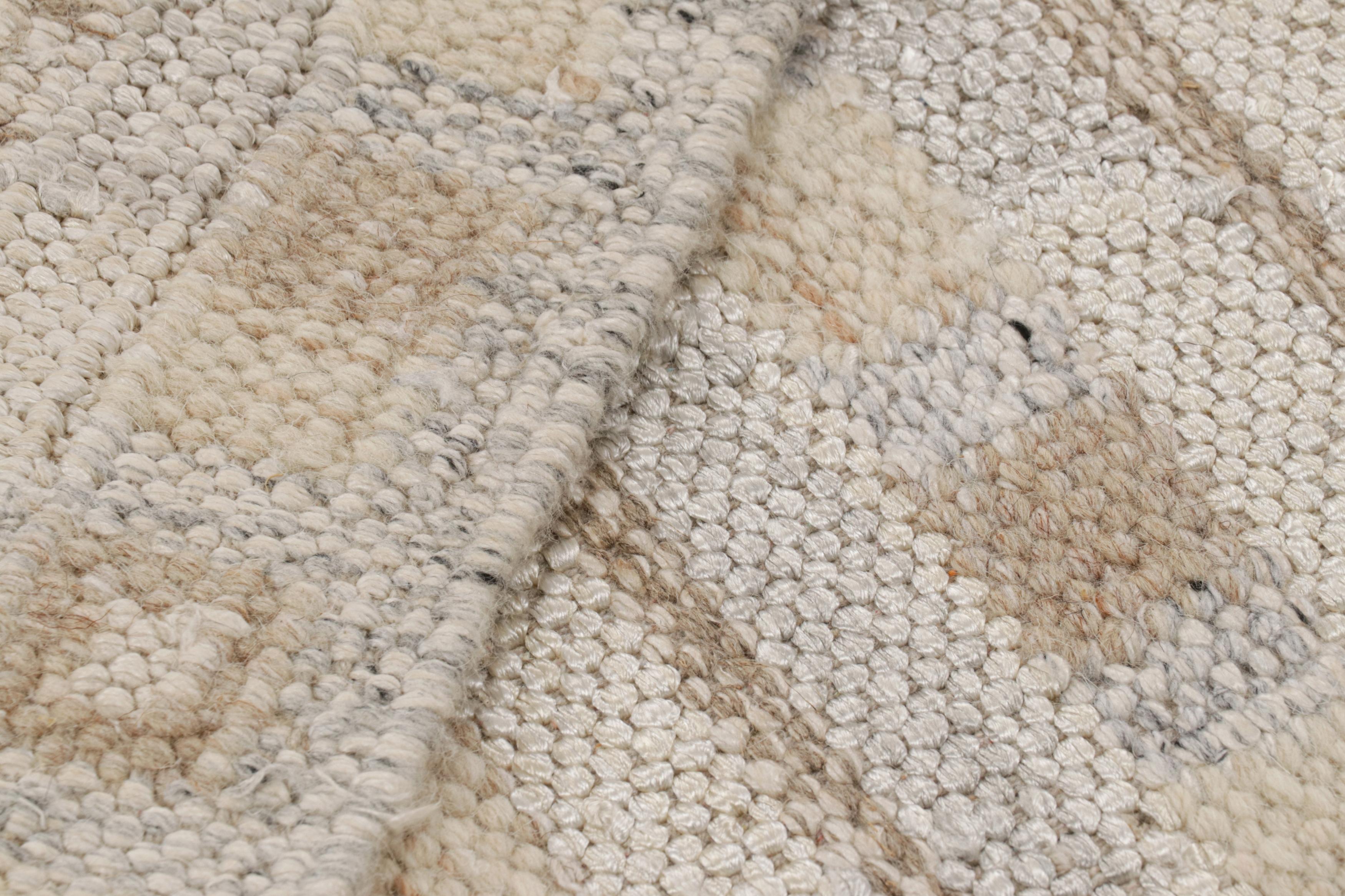 Alfombra escandinava de Rug & Kilim con motivos geométricos en blanco y beige-marrón Lana en venta