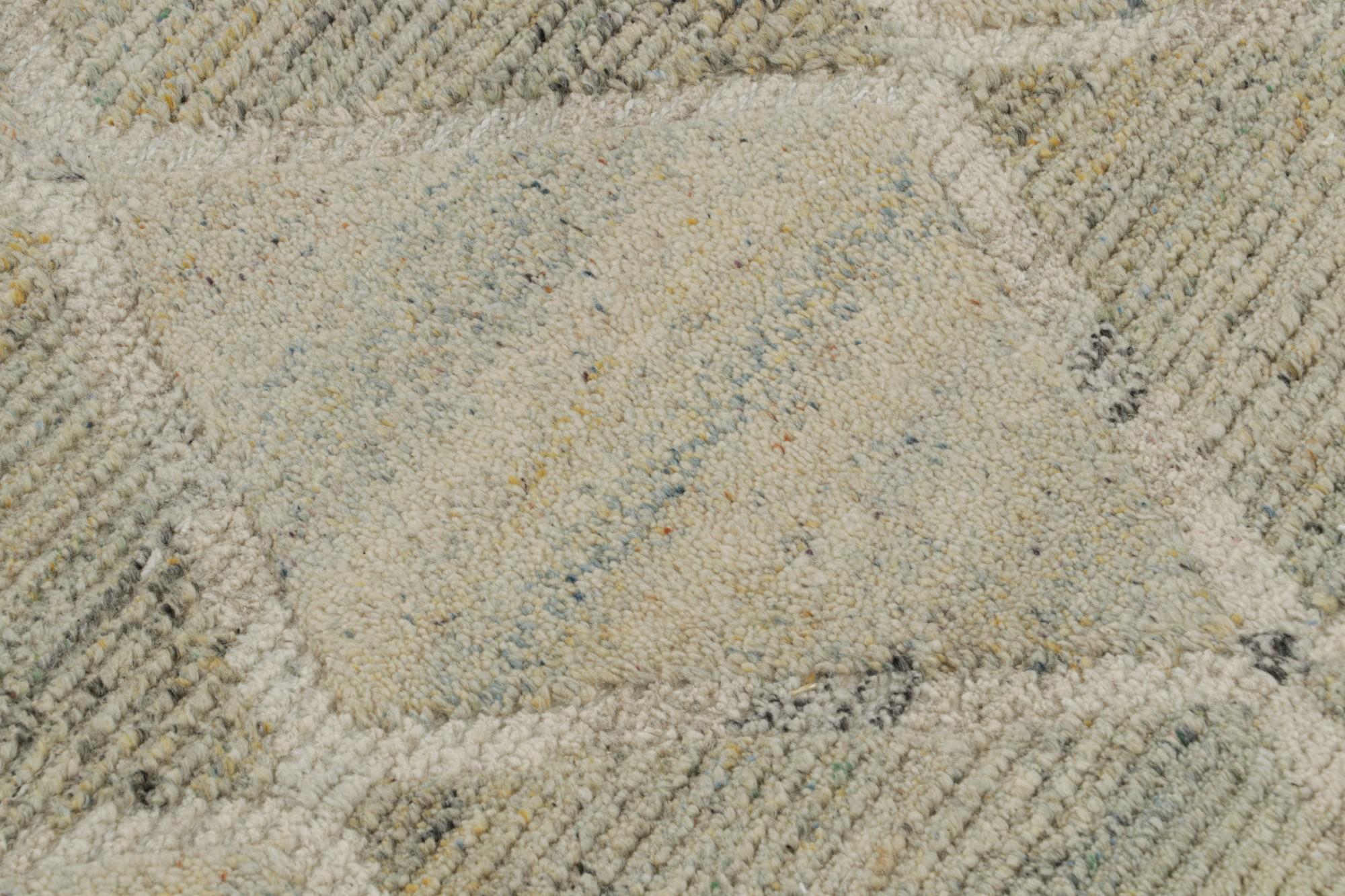 Rug & Kilim - Tappeto scandinavo con motivi a diamante beige e verde In condizioni Nuovo in vendita a Long Island City, NY