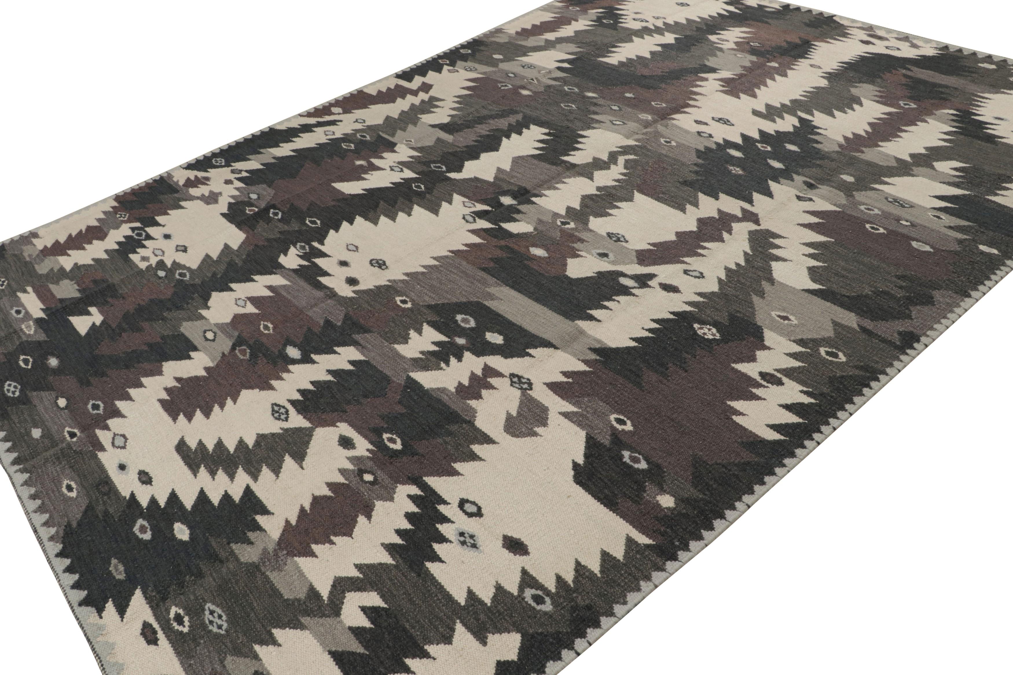 Dieser schwedische Teppich im Format 9x12 gehört zu den Flachgeweben der skandinavischen Teppichkollektion von Rug & Kilim. Das minimalistische Design des handgewebten Wollteppichs ist inspiriert von Rollakhan- und Rya-Teppichen im schwedischen