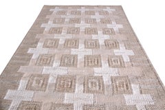 Rug & Kilim in stile scandinavo Beige Bianco Motivo geometrico personalizzato