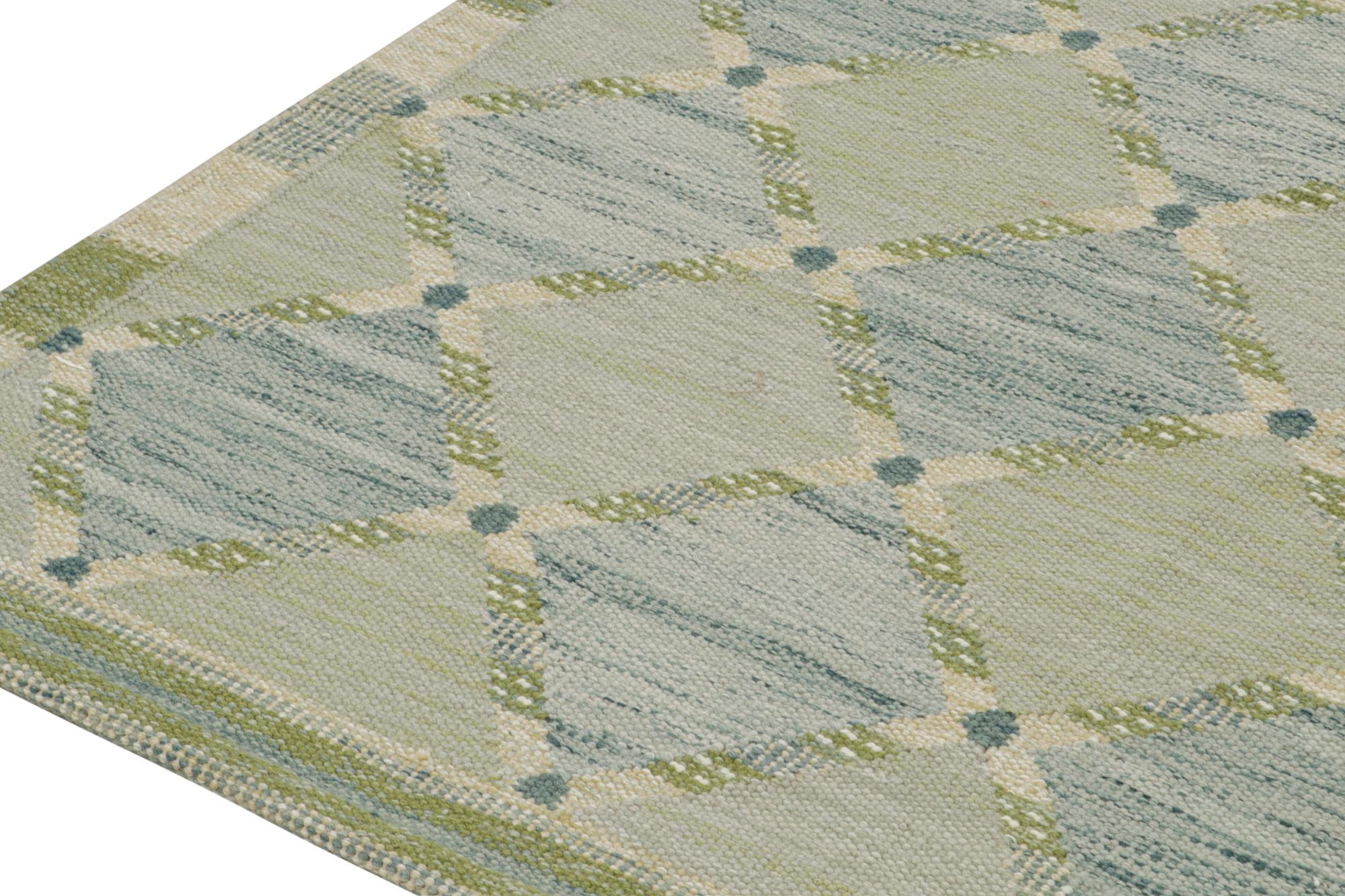 Rug & Kilim’s Scandinavian Style Custom Kilim Design with Geometric Pattern In New Condition For Sale In Long Island City, NY