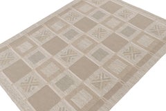 Kilim a medida de estilo escandinavo de Rug & Kilim en marrón, gris y blanco