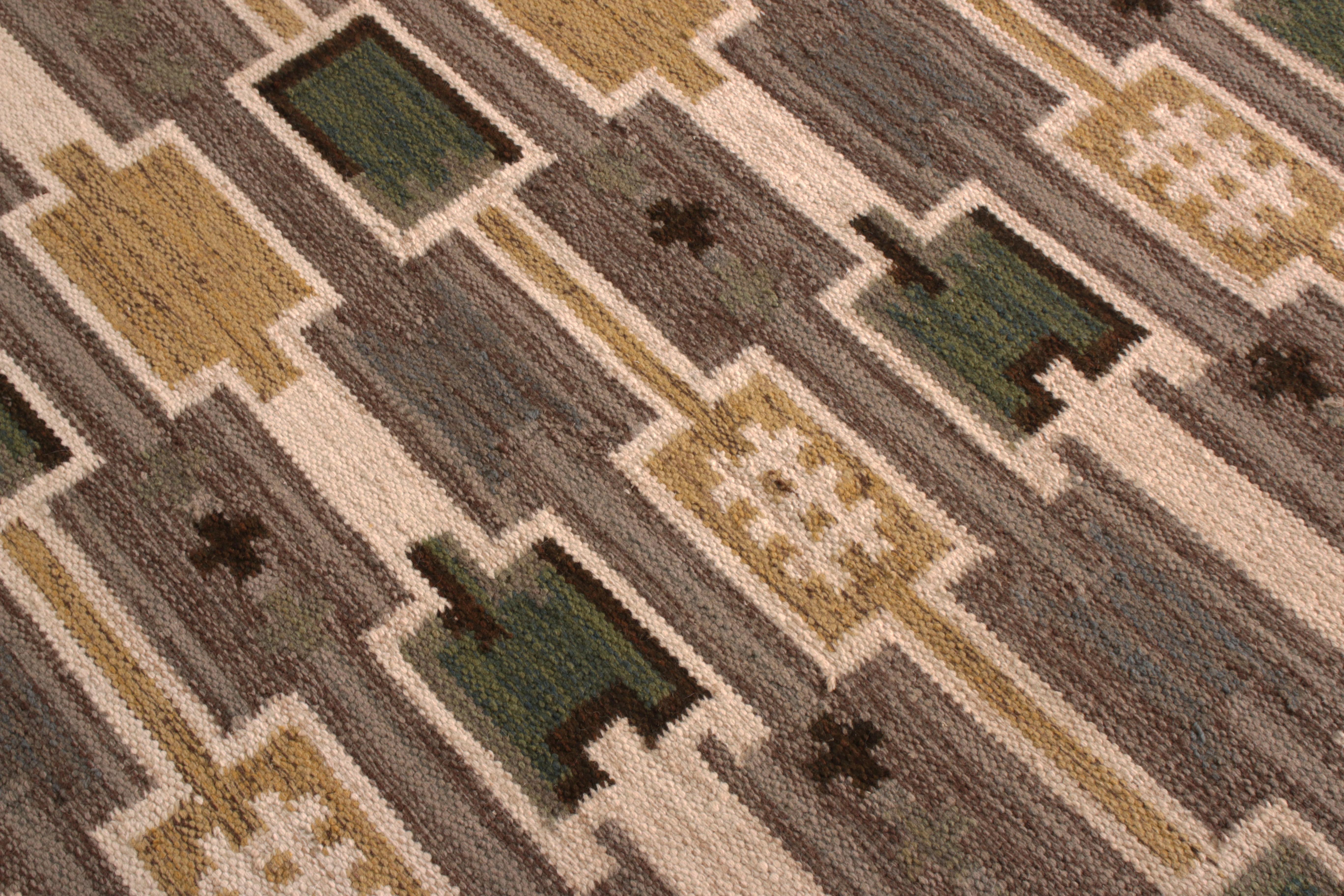 Rug & Kilim's Scandinavian Style Custom Kilim in Grau und Beige-Braun (Indisch) im Angebot