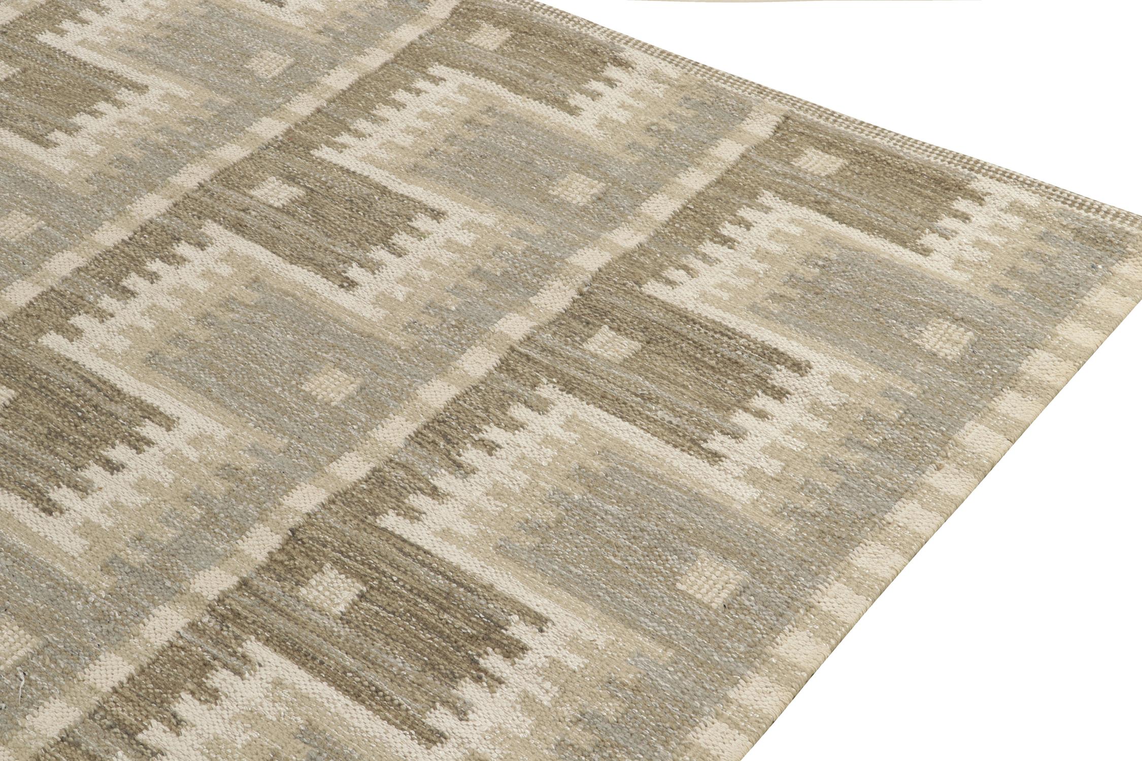 Hand-Knotted Rug & Kilim's Scandinavian Style Custom Kilim in Greige Geometric Pattern For Sale