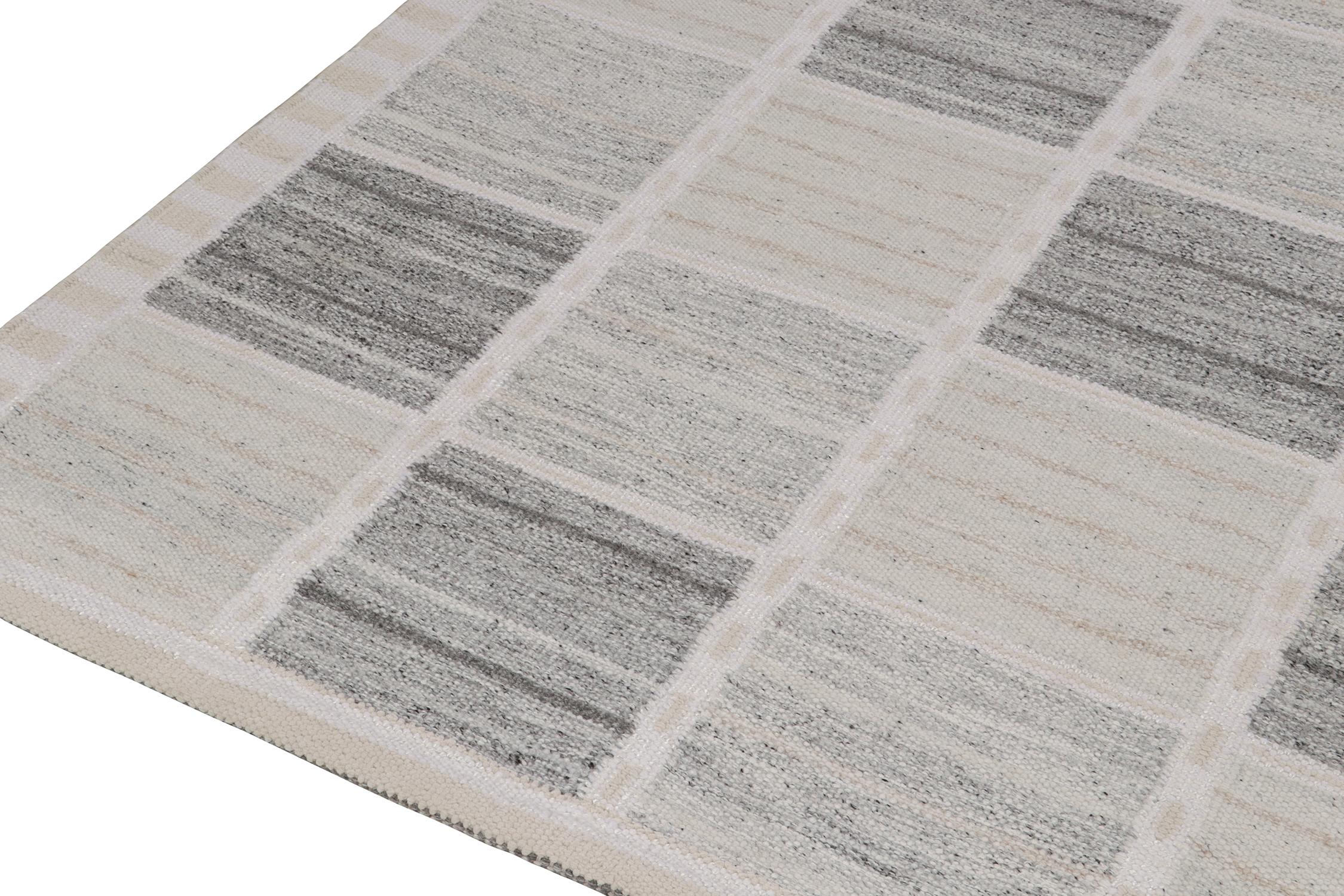 Hand-Knotted Rug & Kilim’s Scandinavian Style Custom Kilim Rug in Greige Geometric Pattern For Sale
