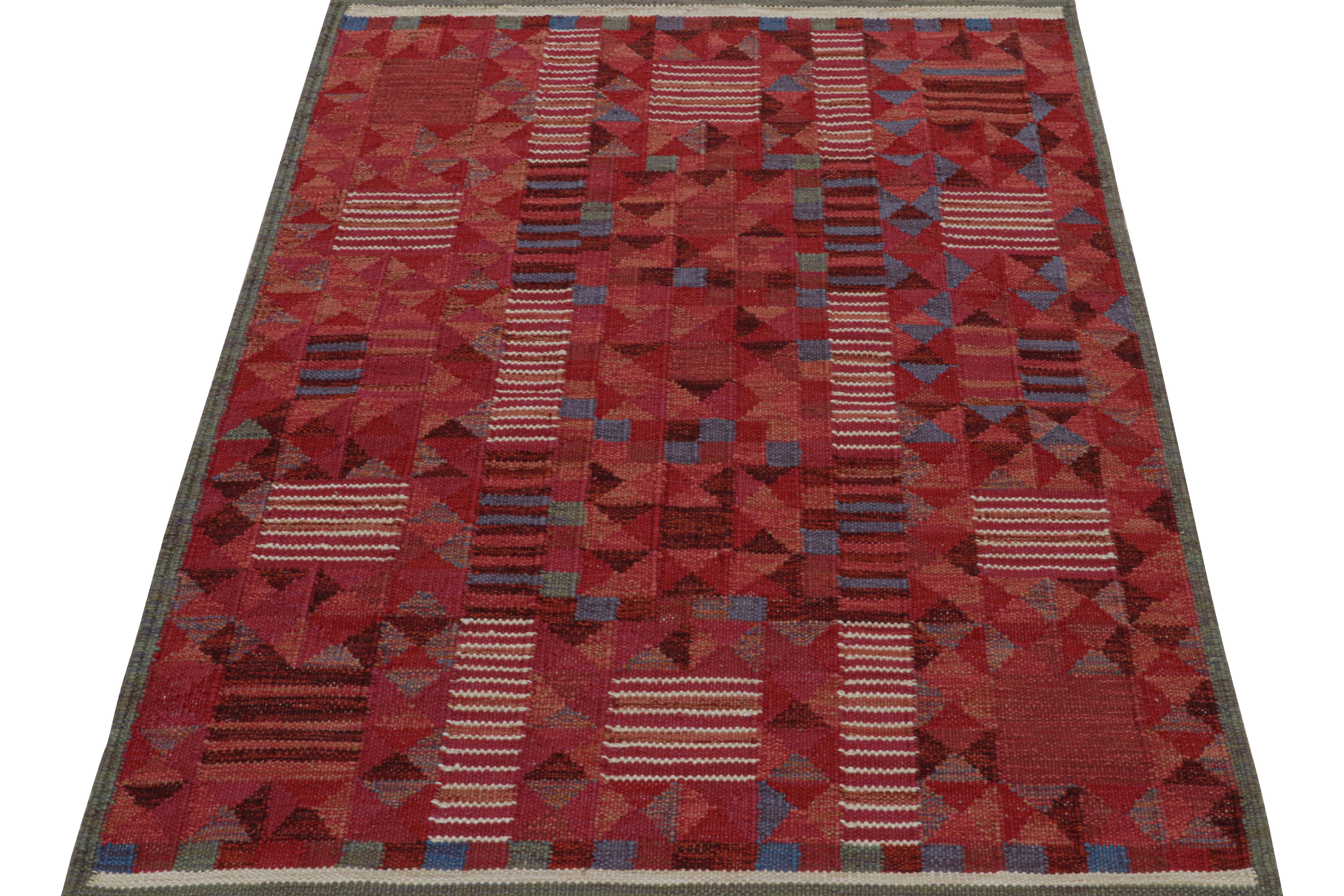 Moderne Rug & Kilim's Scandinavian Style Custom Kilim Rug in Red with Geometric Patterns (tapis Kilim personnalisé de style scandinave avec des motifs géométriques) en vente