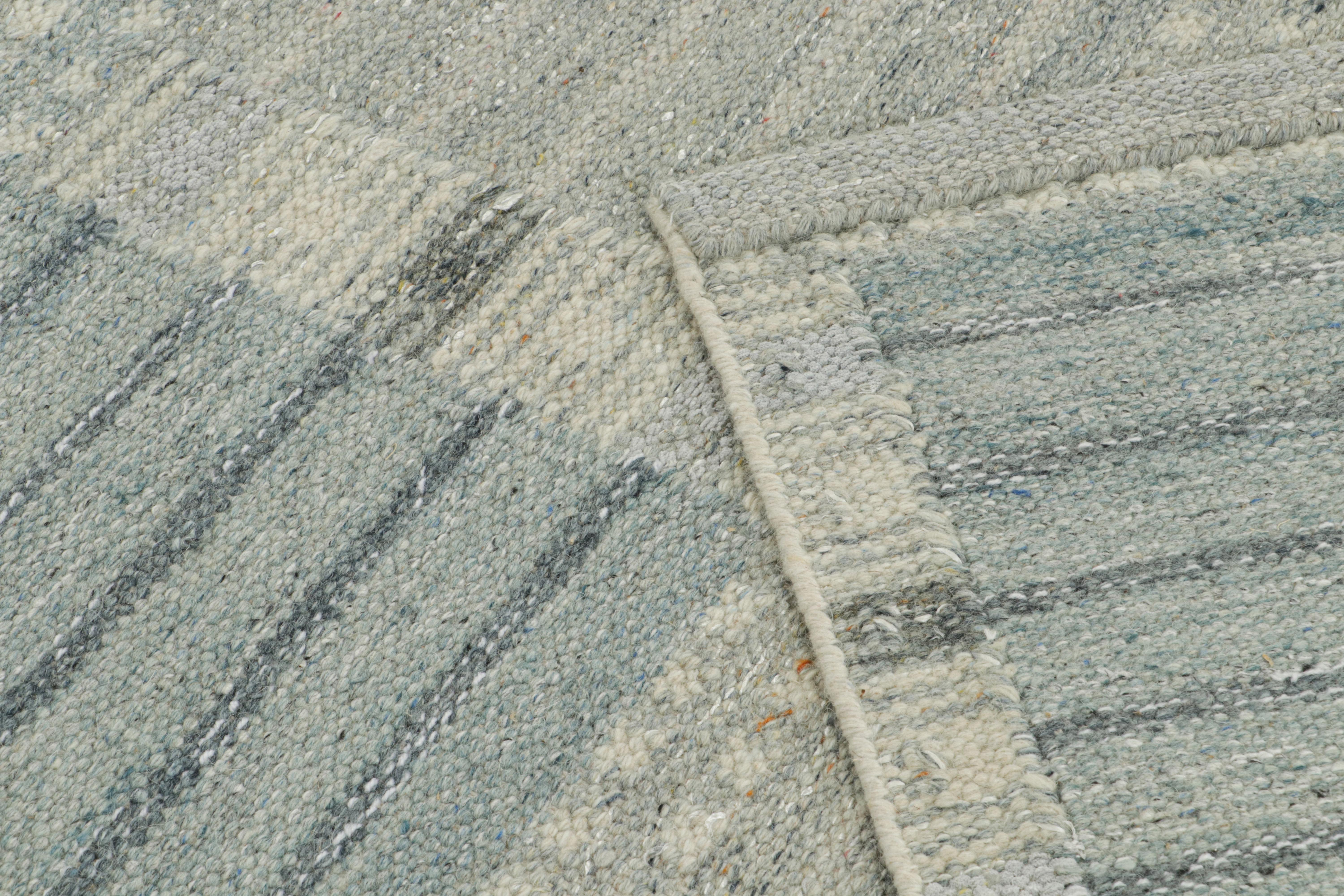 XXIe siècle et contemporain Rug & Kilim's Scandinavian Style Custom Kilim Rug with Geometric Patterns (tapis Kilim personnalisé de style scandinave avec des motifs géométriques) en vente