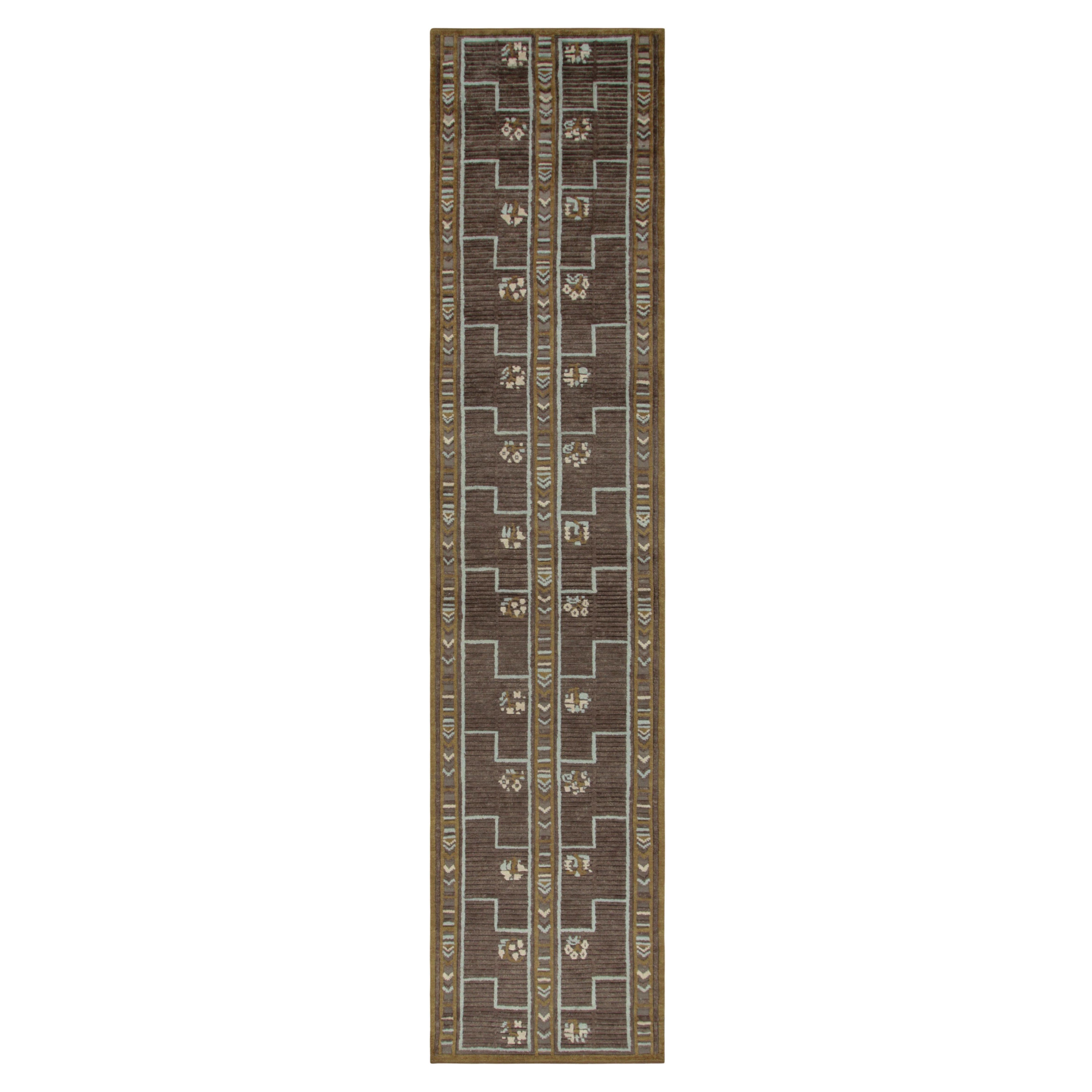 Rug & Kilim's skandinavischer Teppich und extralanger Läufer, Geometrisch im Angebot