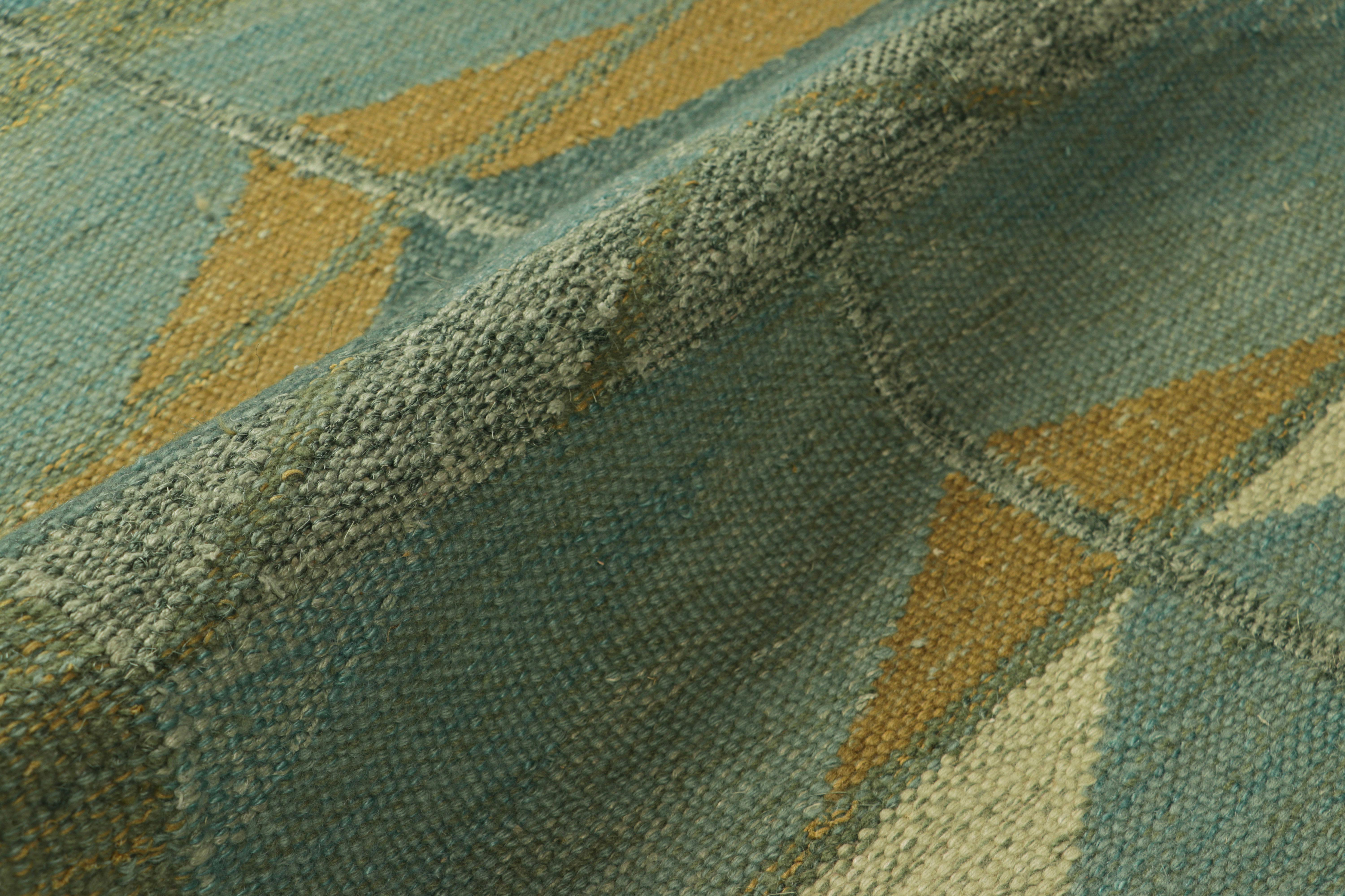 Skandinavischer Teppich von Rug & Kilim in Blau mit Chevron-Mustern (21. Jahrhundert und zeitgenössisch) im Angebot