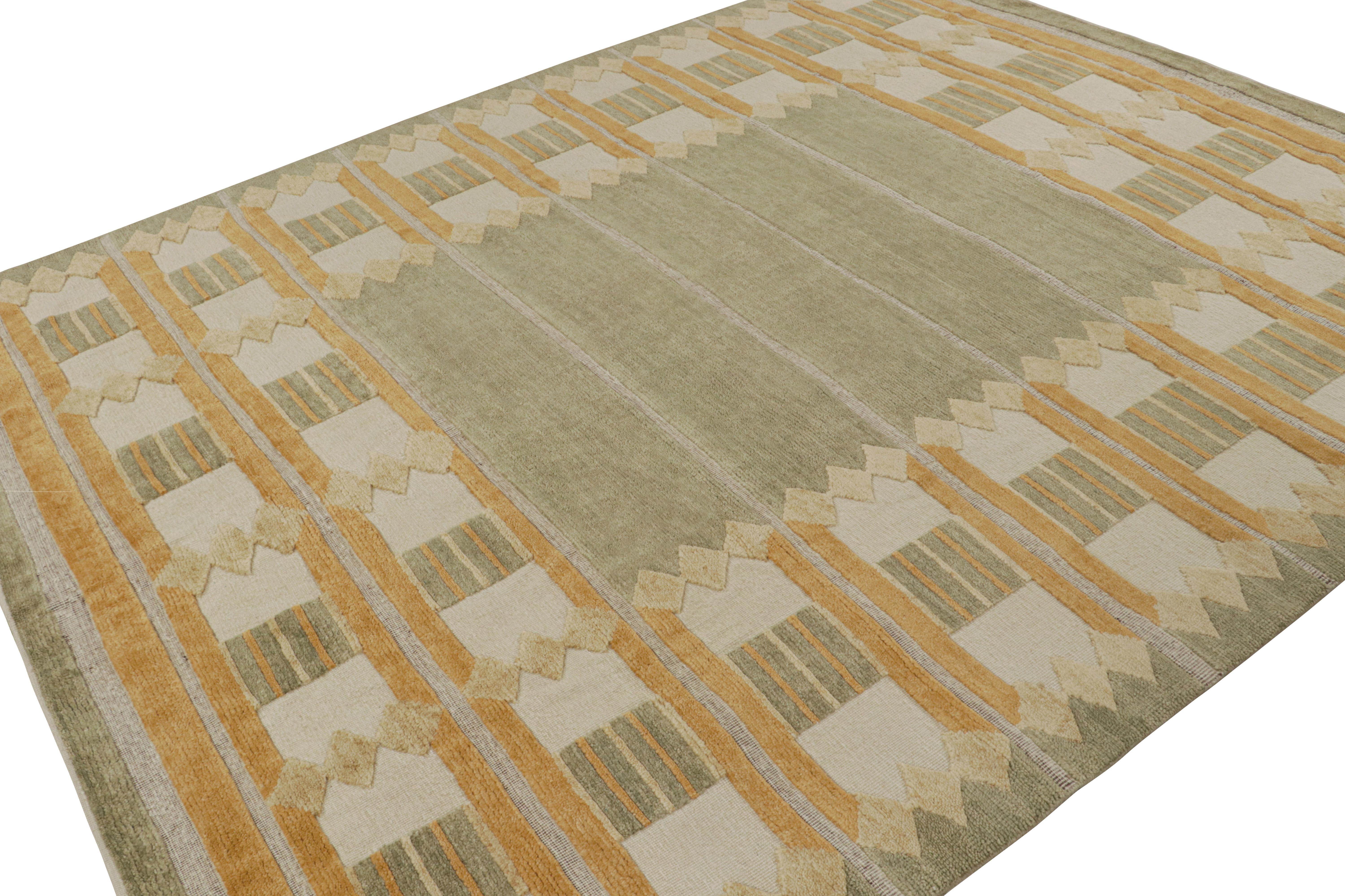 Dieser 8x10 große Teppich ist aus der skandinavischen Teppichkollektion von Rug & Kilim. Das Design des handgeknüpften Teppichs aus Wolle und ungefärbten Naturgarnen ist eine moderne Interpretation der Rollakan- und Rya-Teppiche im Stil des