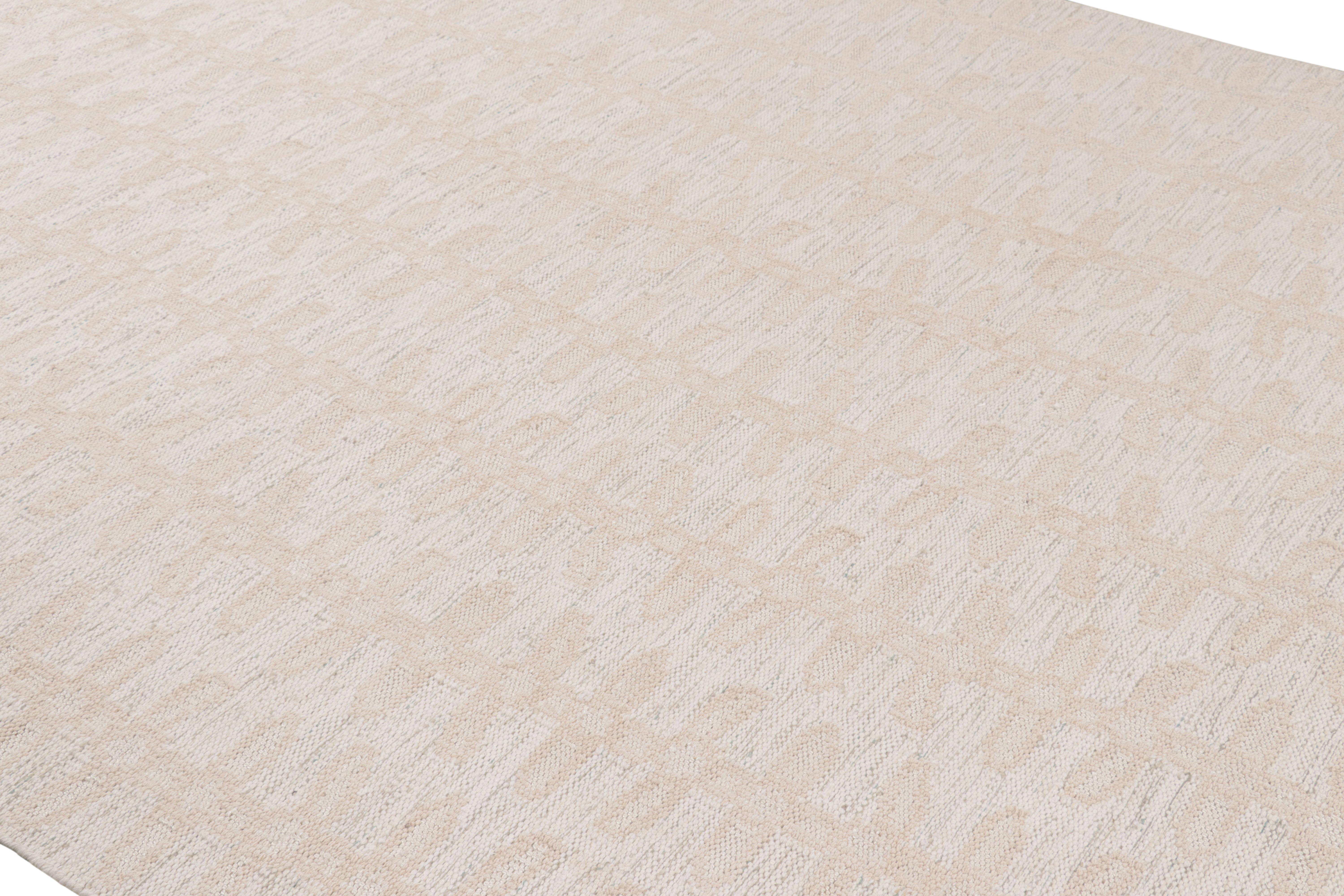 Dieser 8x10 große skandinavische Kelim, handgewebt aus Wolle, aus unserer berühmten Flachgewebe-Textur der gleichnamigen, preisgekrönten Collection'S, genießt die Finesse schwedischer Ästhetik mit einem geschickten geometrischen Muster. 

Über das