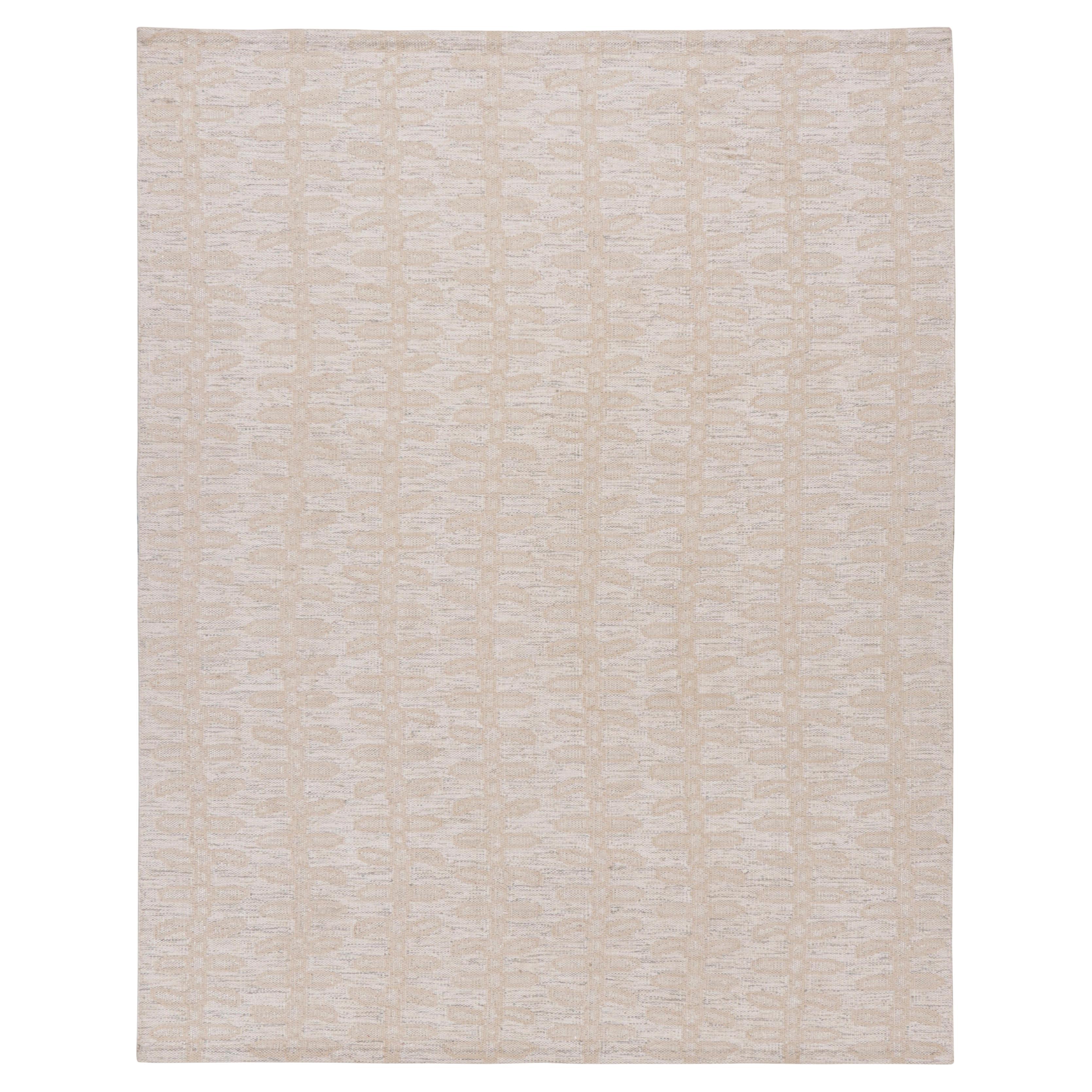 Rug & Kilim: Tappeto personalizzato in stile scandinavo in bianco con motivi floreali