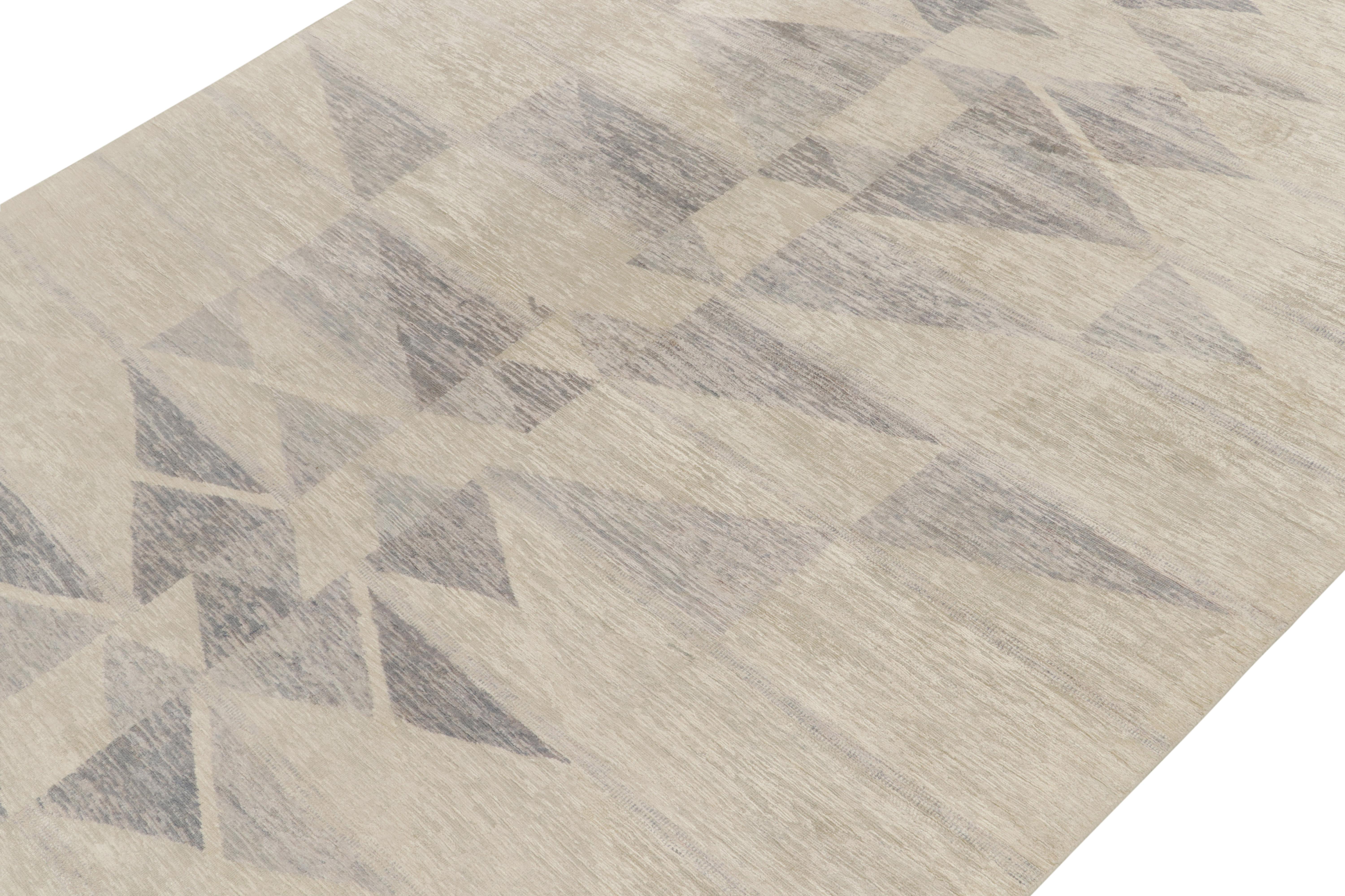 Indian Rug & Kilim’s Scandinavian Style Deco Rug in Grey and Blue Geometric Pattern For Sale
