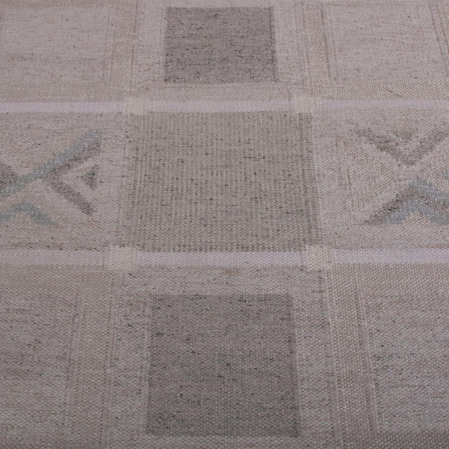 Scandinavo moderno Rug & Kilim è un kilim di lana in stile scandinavo, beige, crema e grigio. in vendita