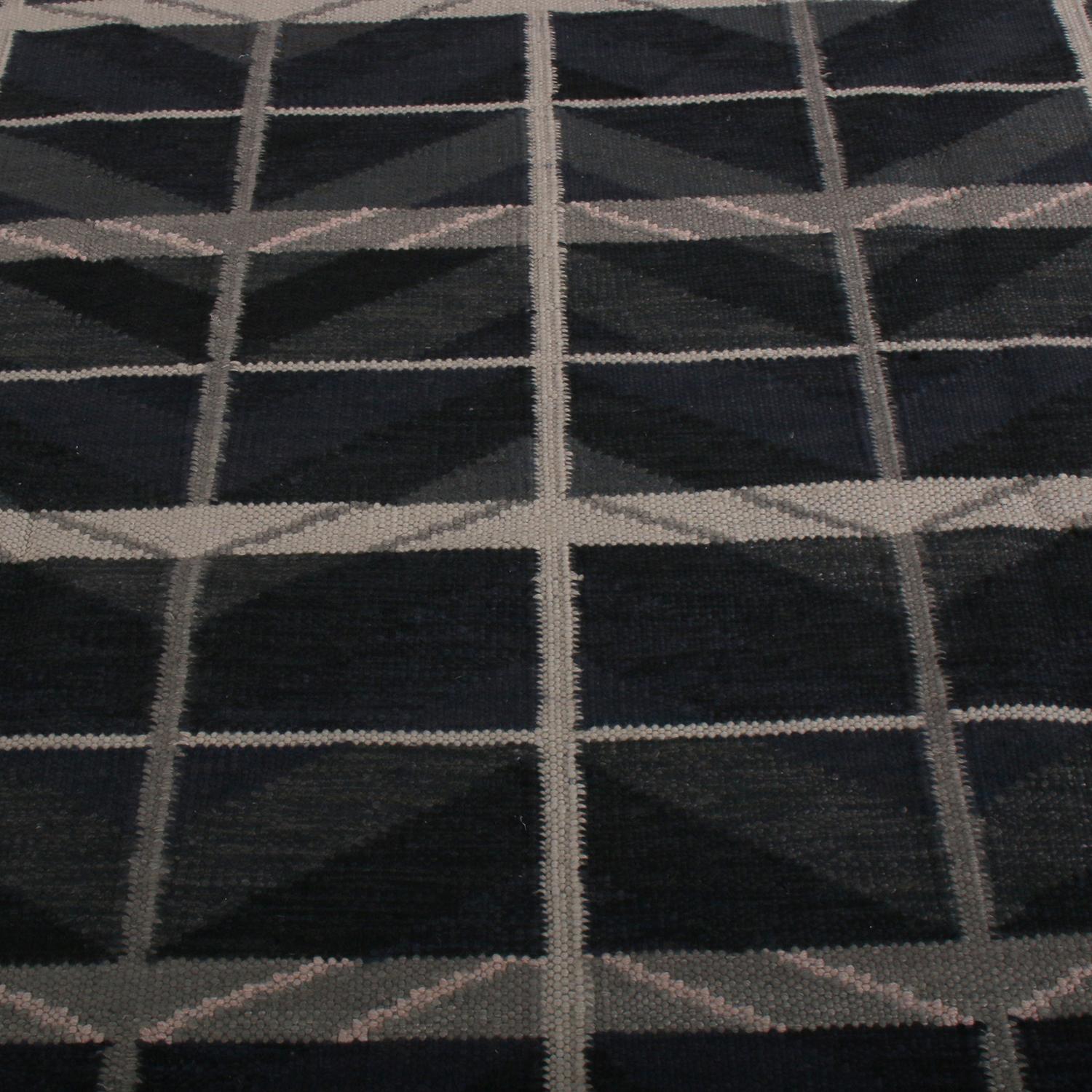 Scandinavian Modern Rug & Kilim’s Scandinavian Style Geometric Blue and Beige-Brown Wool Kilim Rug For Sale