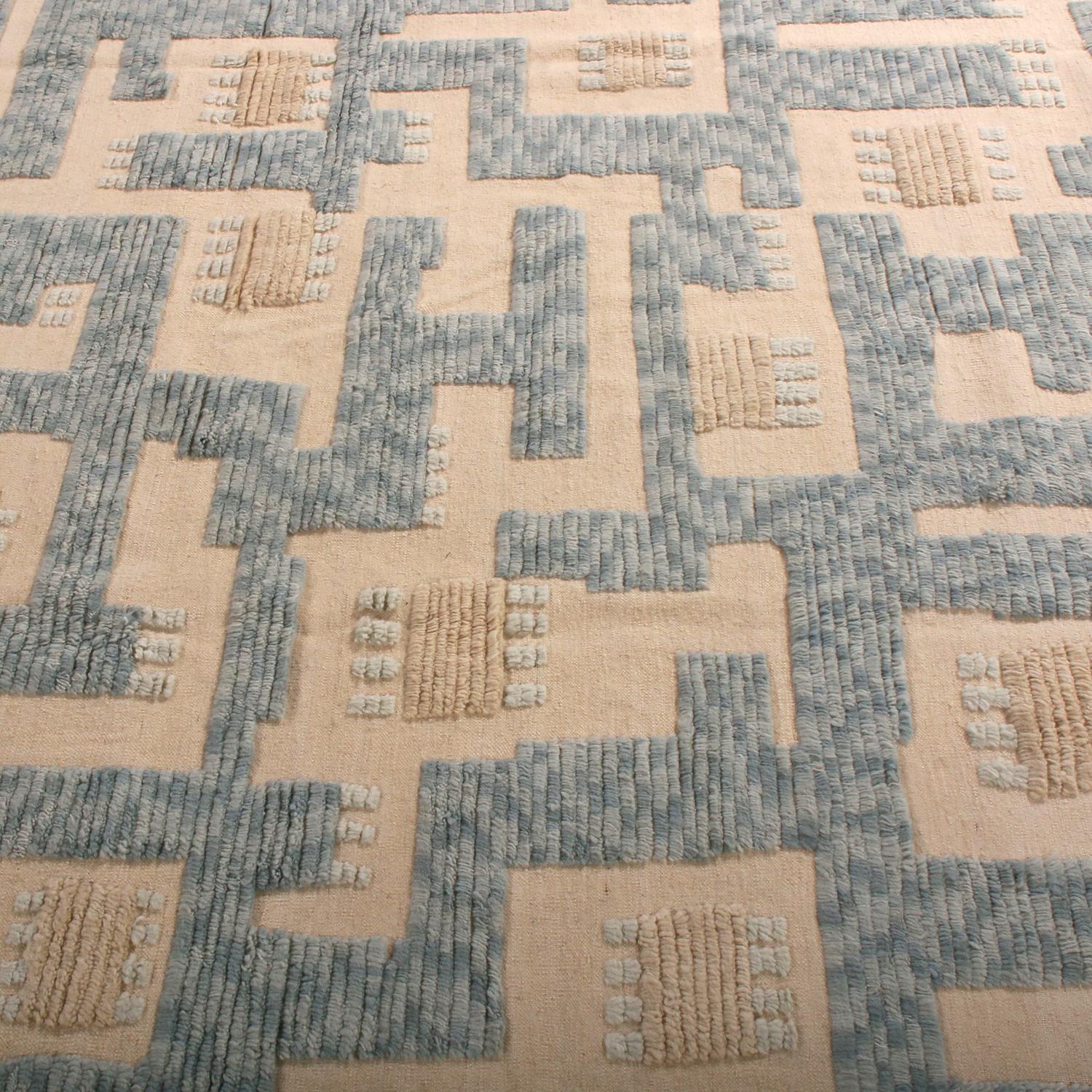 Indian Rug & Kilim’s Scandinavian Style Geometric Cream and Blue Wool Pile Rug For Sale