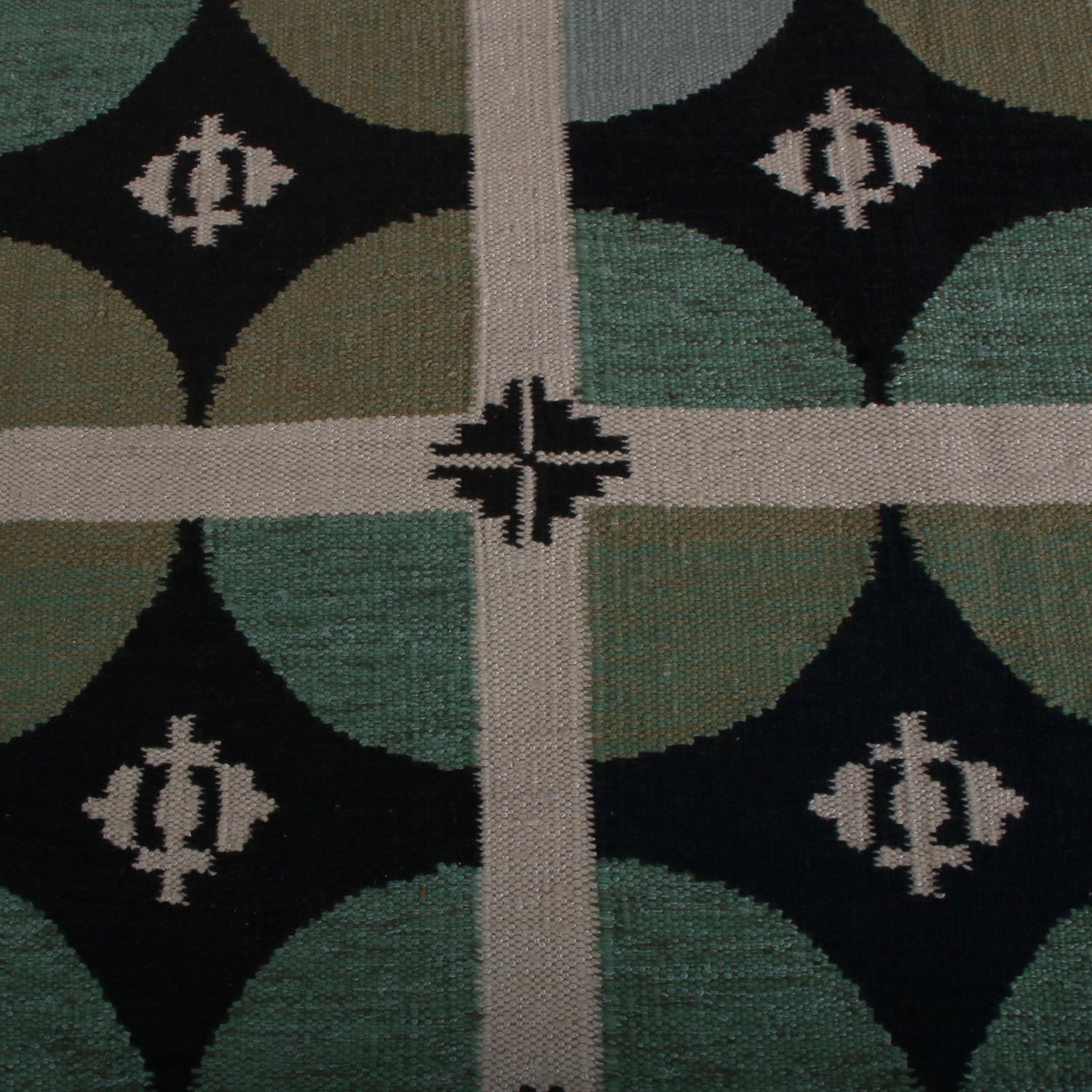 Indian Rug & Kilim’s Scandinavian Style Geometric Green and White Wool Kilim Rug