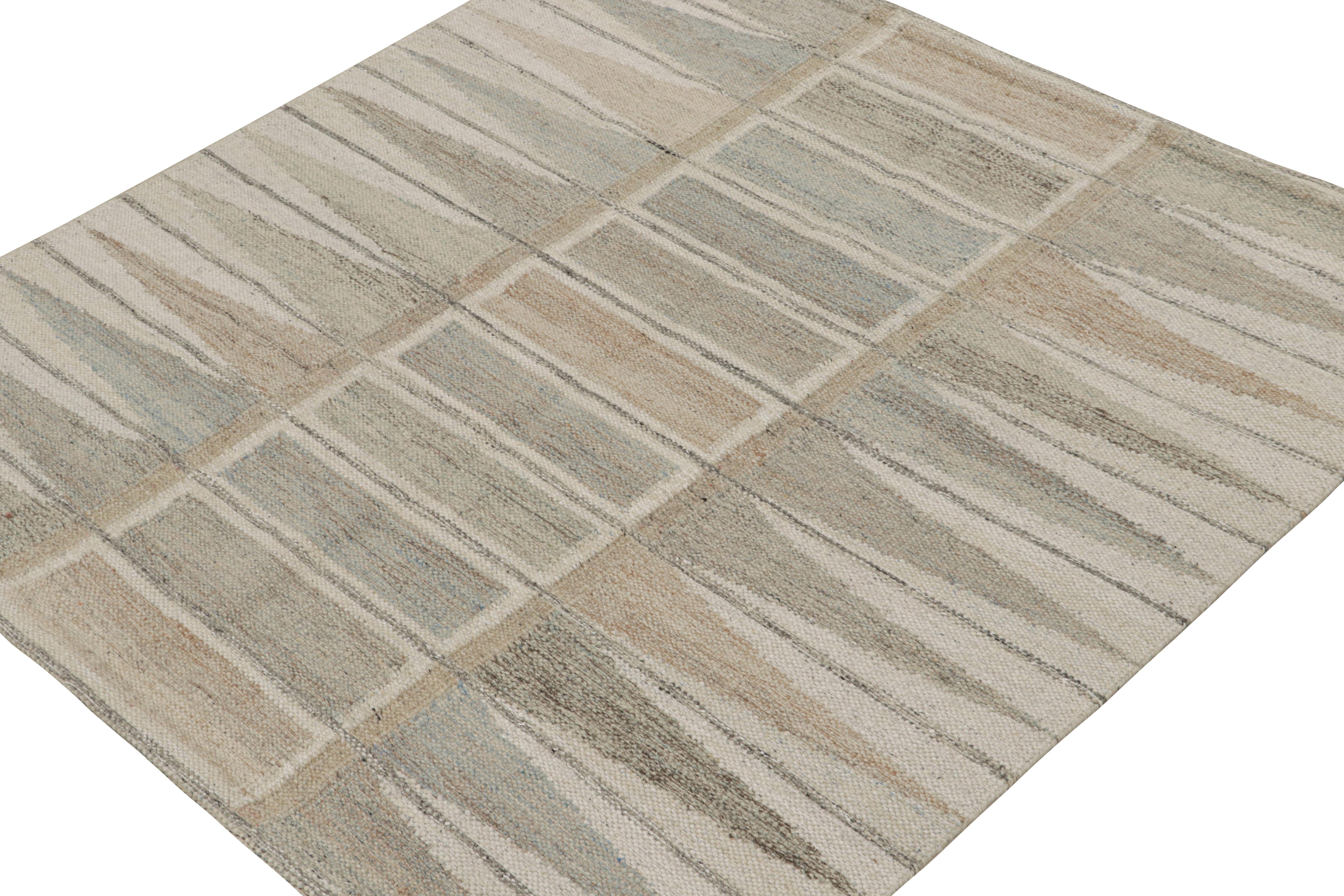 Dieser quadratische Teppich im Format 6x6 repräsentiert die Flachgewebe im schwedischen Stil der skandinavischen Teppichkollektion von Rug & Kilim.

Über das Design: 

Diese Fotos zeigen einen 6x6 Kilim-Teppich aus dieser Kollektion, handgewebt aus