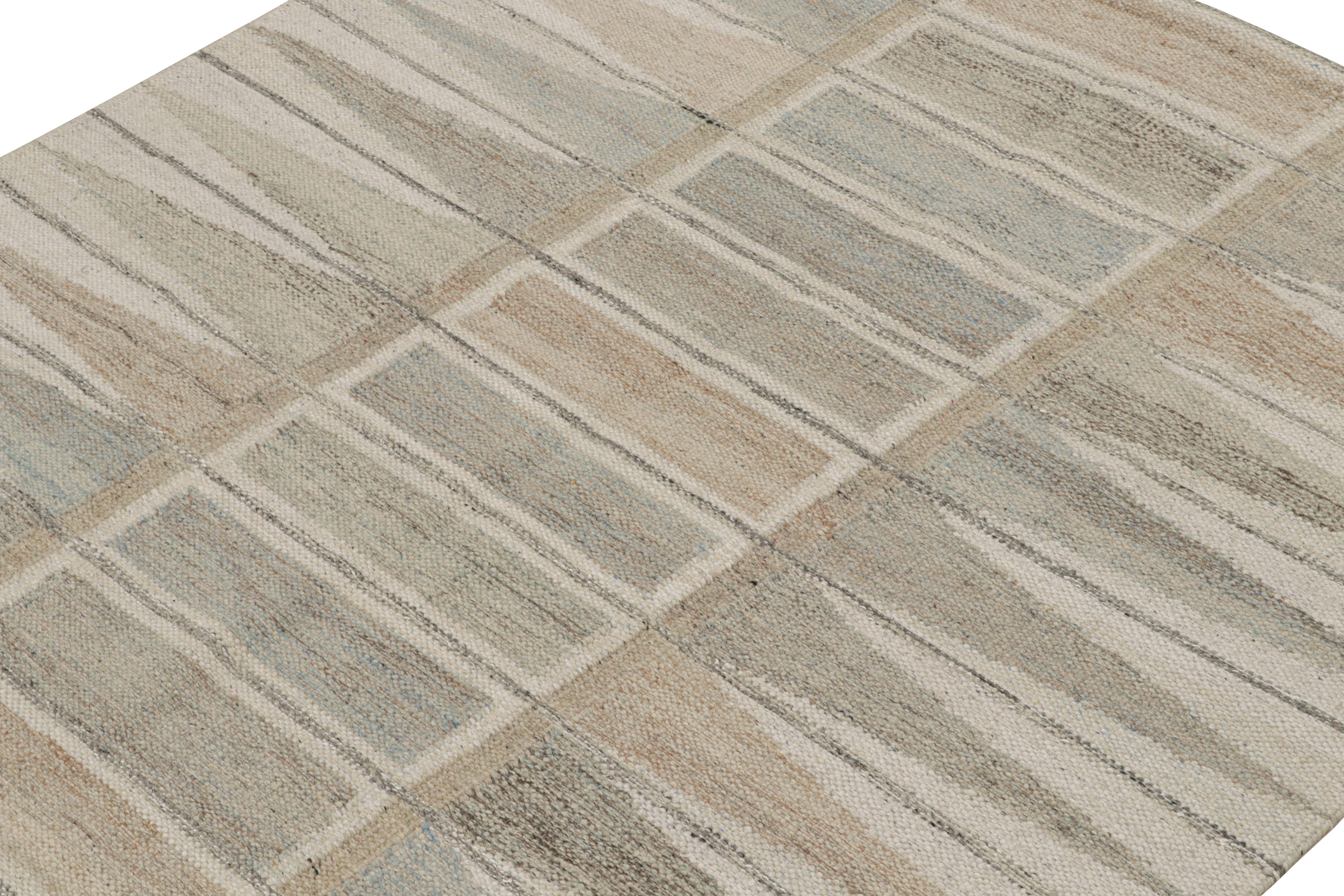 Rug & Kilim's skandinavischer Stil Kilim und individuelle quadratische Teppich-Designs (Indisch) im Angebot