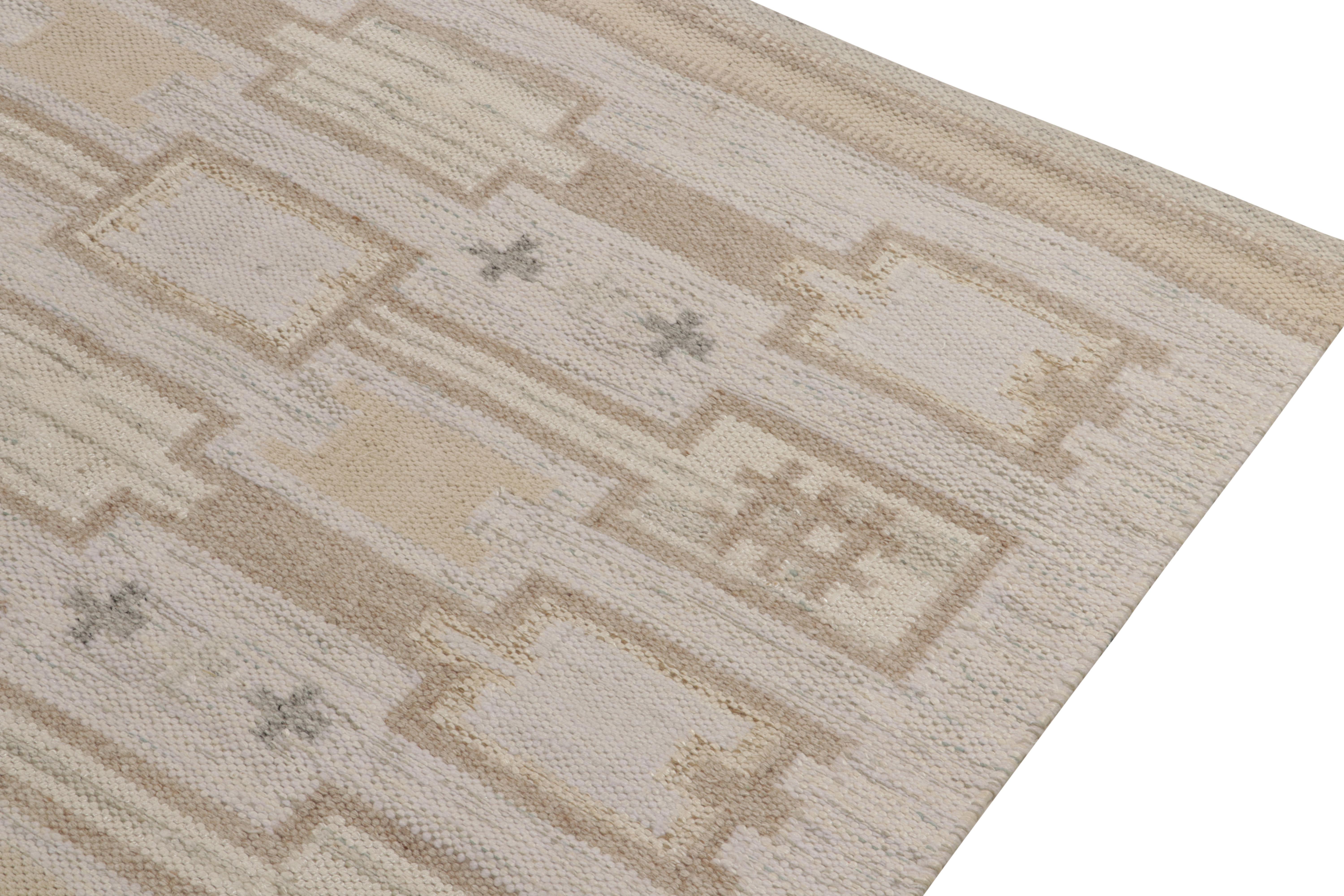 Hand-Knotted Rug & Kilim’s Scandinavian Style Kilim in Beige and Gray Geometric Patterns For Sale