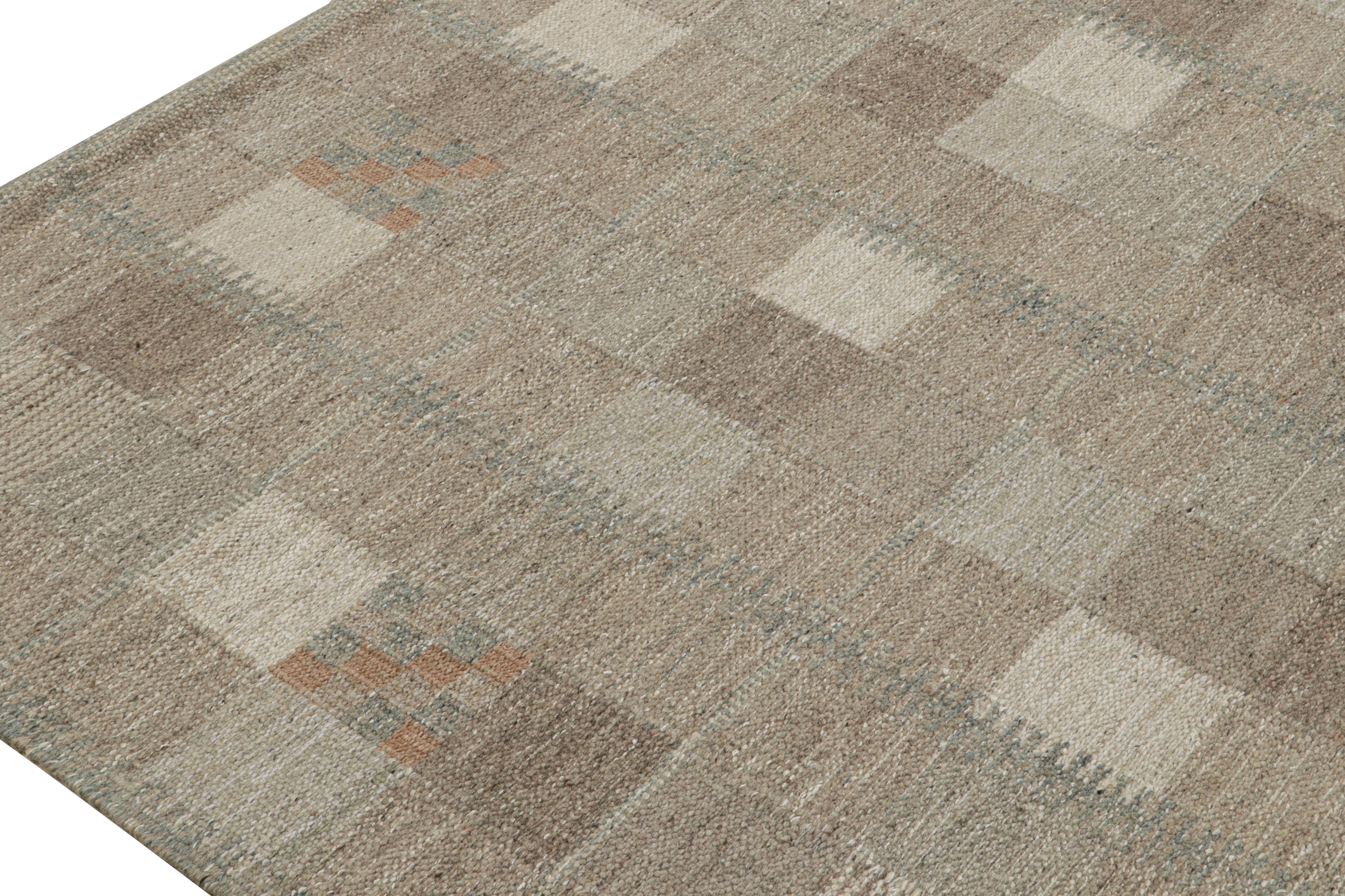 Hand-Woven Rug & Kilim’s Scandinavian Style Kilim in Beige-Brown and Gray Geometric Pattern For Sale