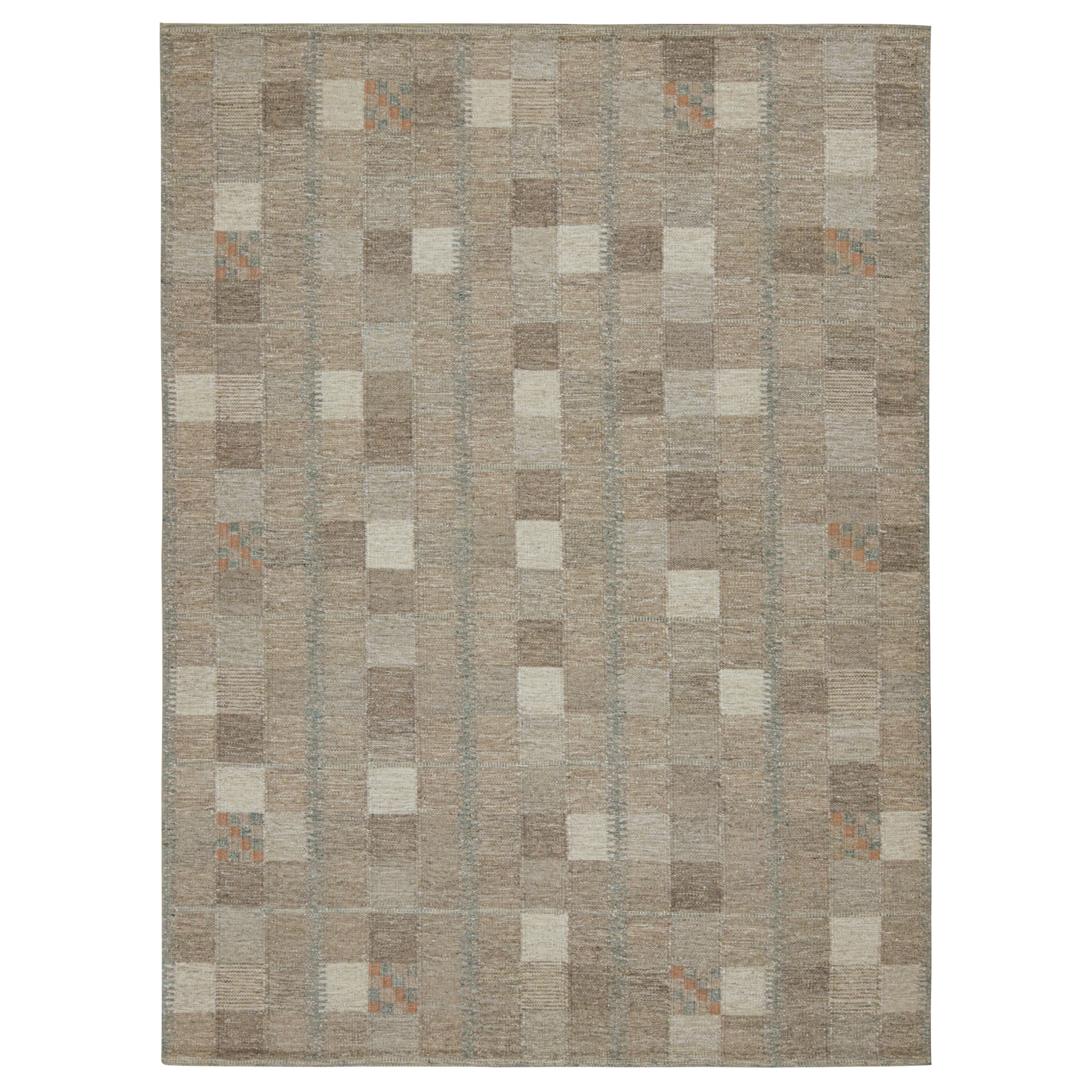 Rug & Kilim’s Scandinavian Style Kilim in Beige-Brown and Gray Geometric Pattern