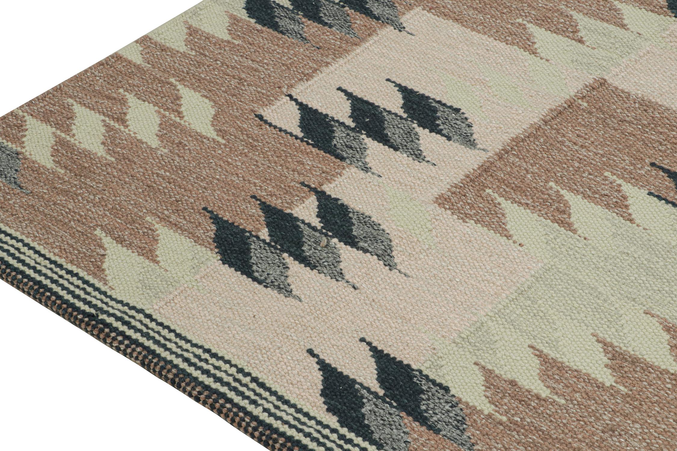 Hand-Knotted Rug & Kilim’s Scandinavian Style kilim in Beige-Brown & Green Geometric Pattern For Sale