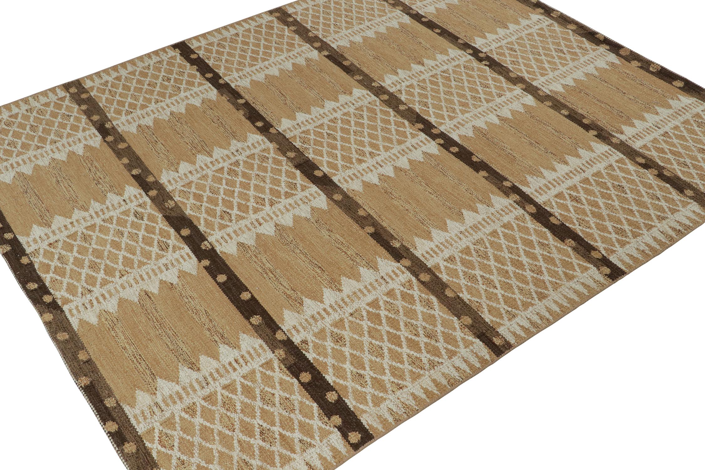 A smart 8x10 Swedish style kilim from our award-winning Scandinavian flat weave collection. Handwoven in all-natural silk. 
On the Design: 
This rug enjoys a defined movement with crisp geometric patterns in beige-brown and white. Keen eyes will