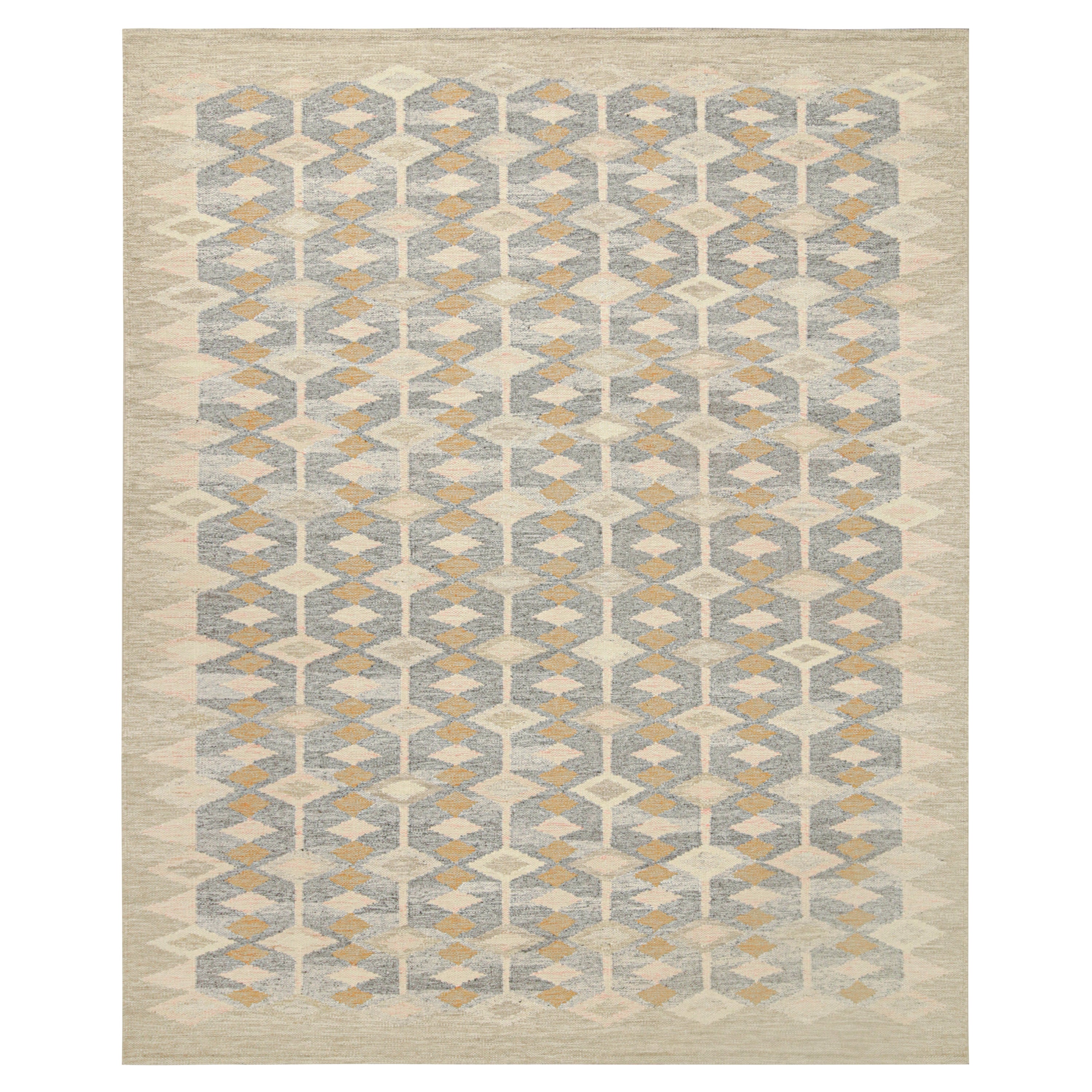 Skandinavischer Kilim von Rug & Kilim in Beige und Grau mit geometrischen Mustern