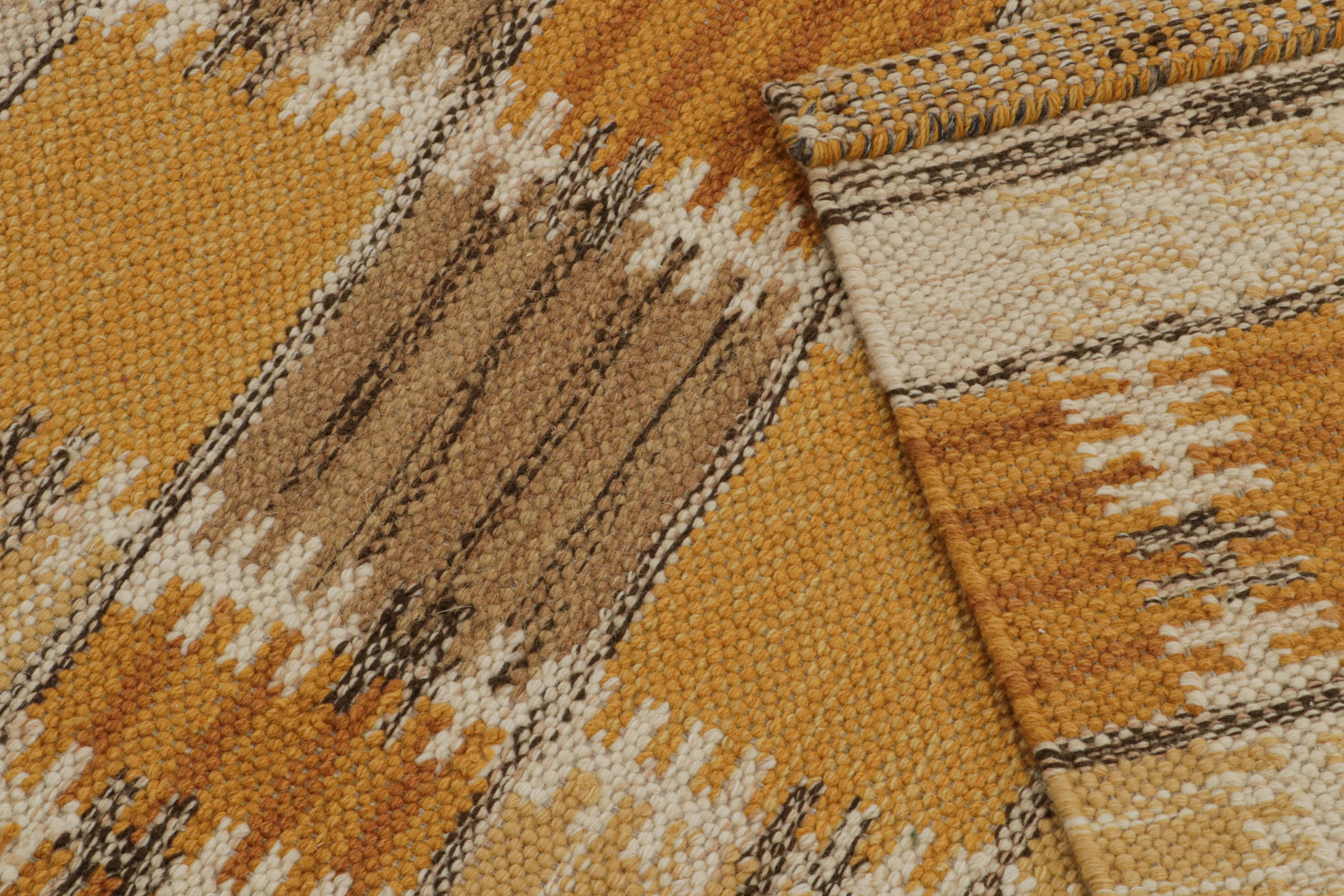 Contemporary Rug & Kilim’s Scandinavian Style Kilim in Gold & Beige-Brown Geometric Pattern For Sale